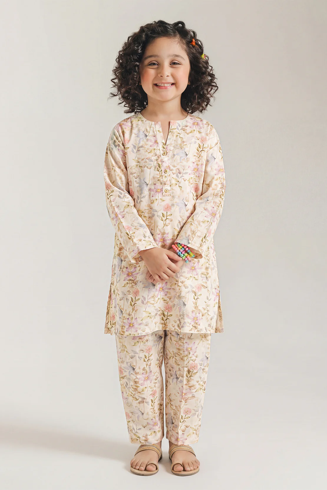 Saya'S Printed Khaddar Stitched For Mom And Daughter - Image 2