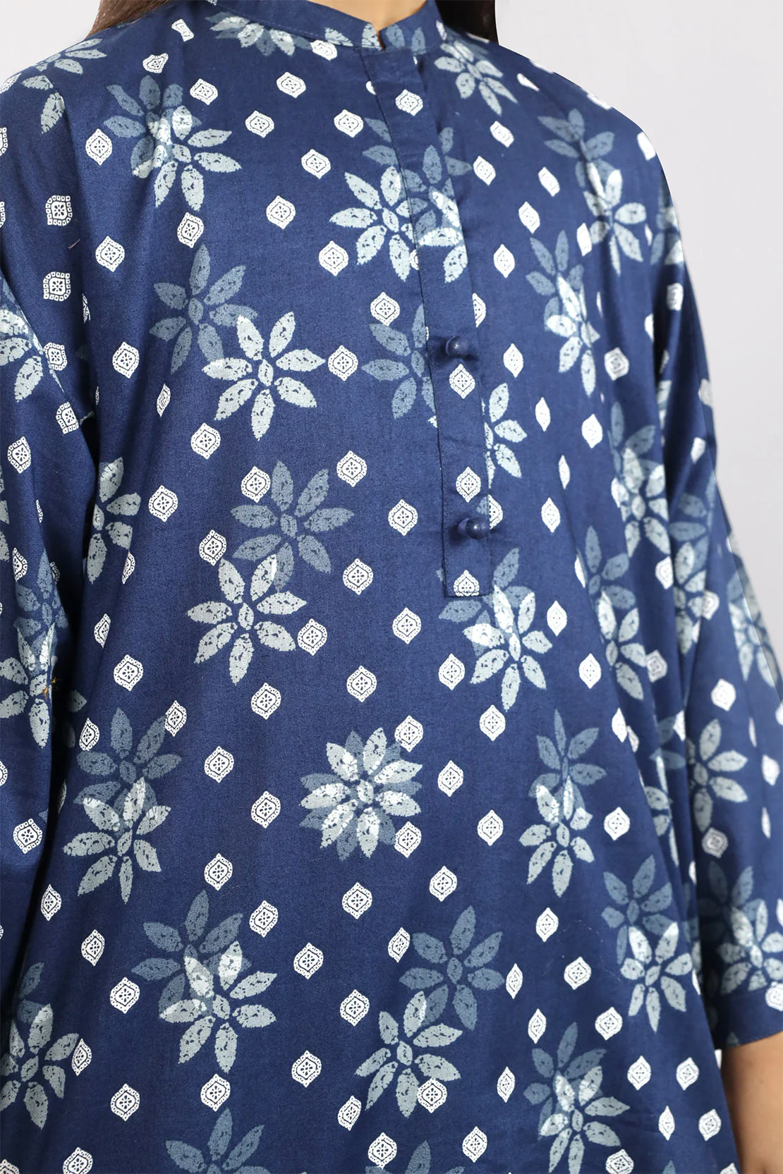 SAYA's Printed Lawn Stitched For Mom And Daughter - Image 6