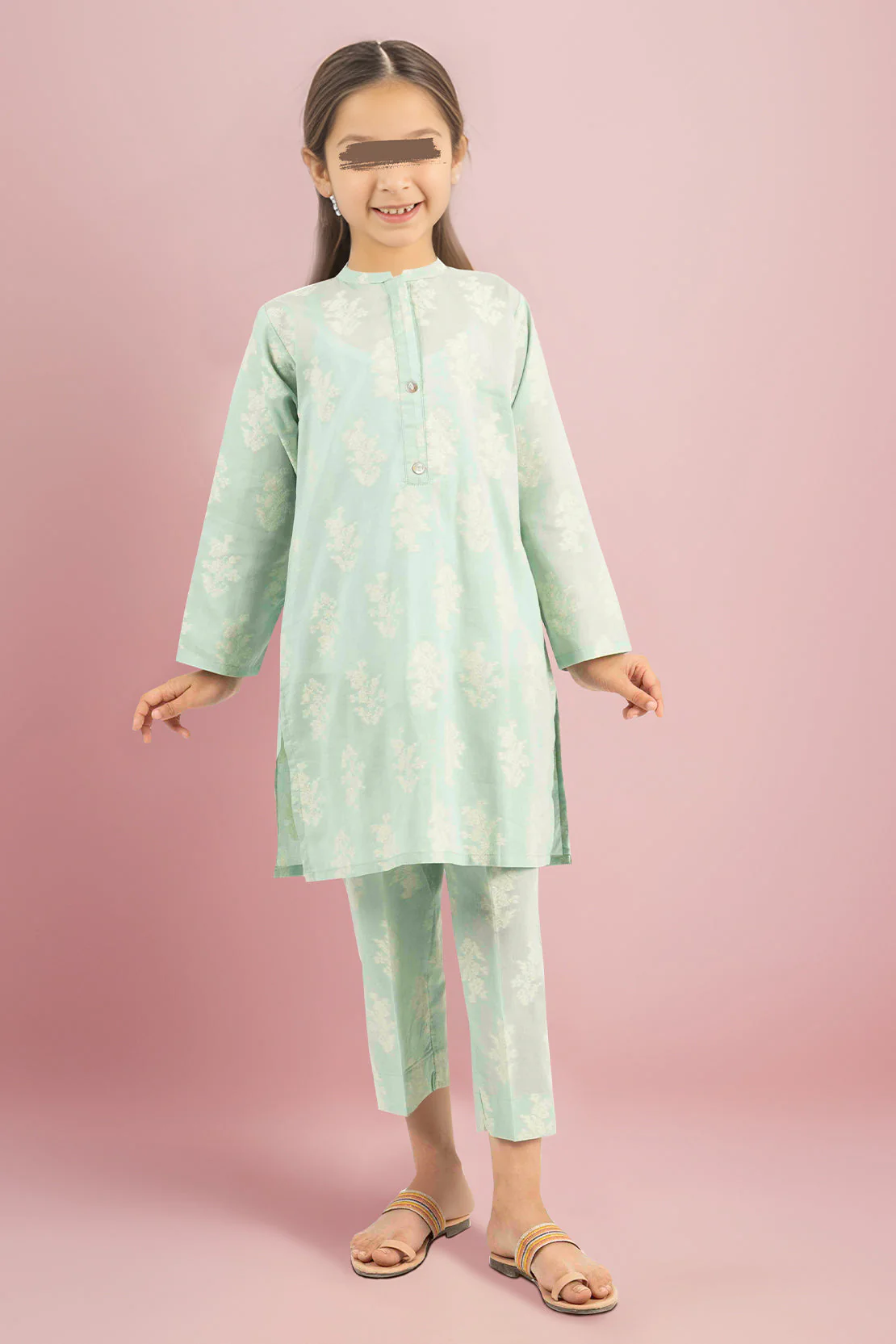 SAYA's Stitched Printed Cotton Jacquard For Mom And Daughter - Image 4