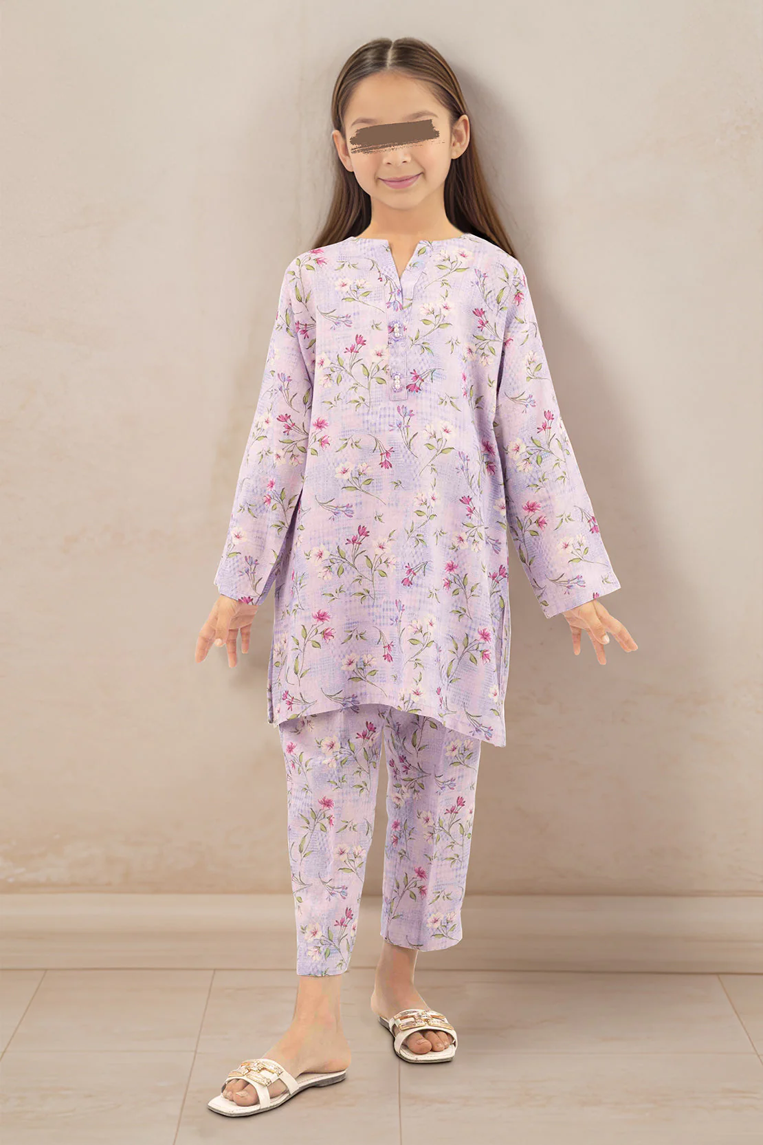 Saya'S Stitched Printed Karandi For Mom And Daughter - Image 4