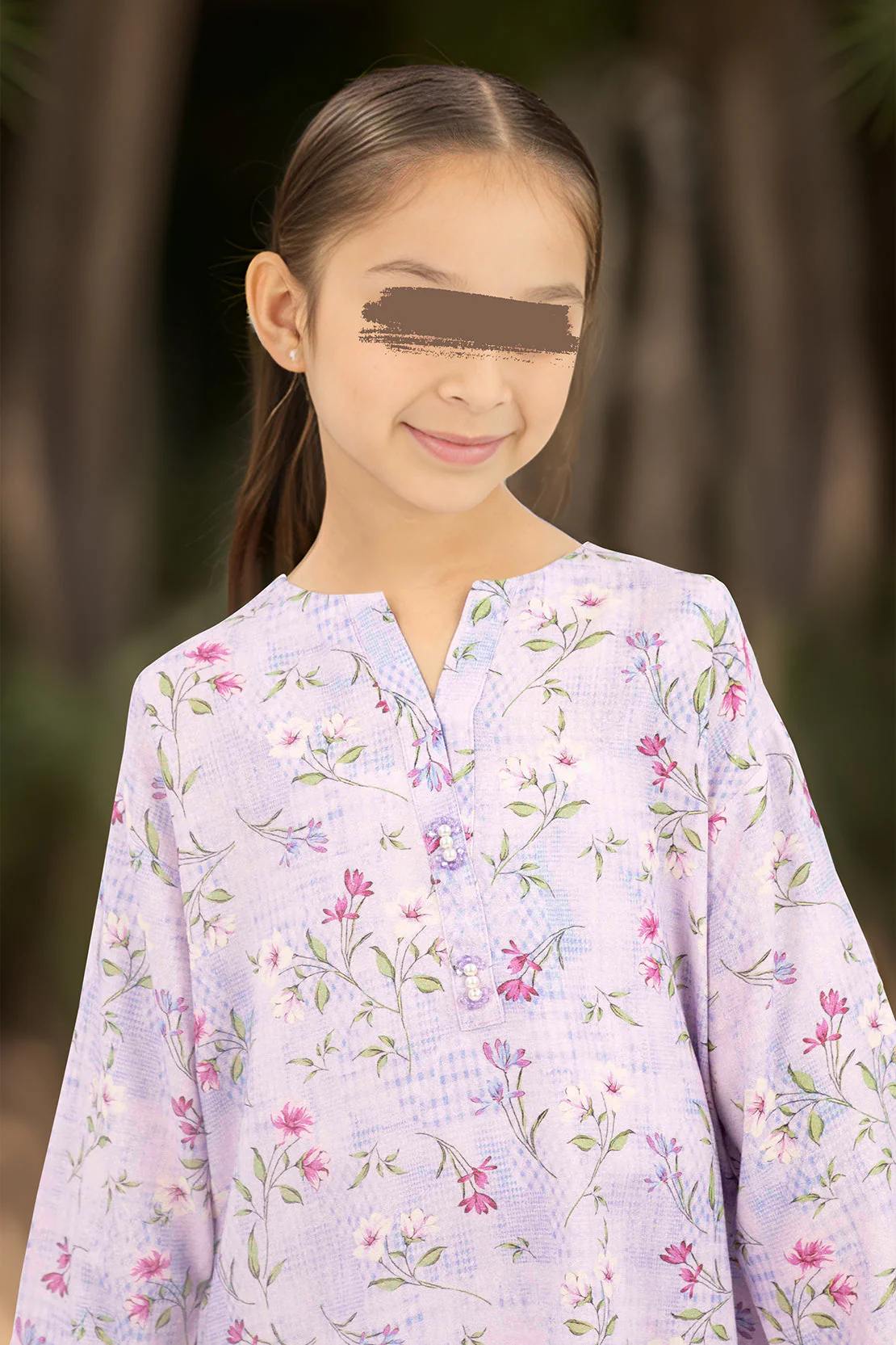 Saya'S Stitched Printed Karandi For Mom And Daughter - Image 6
