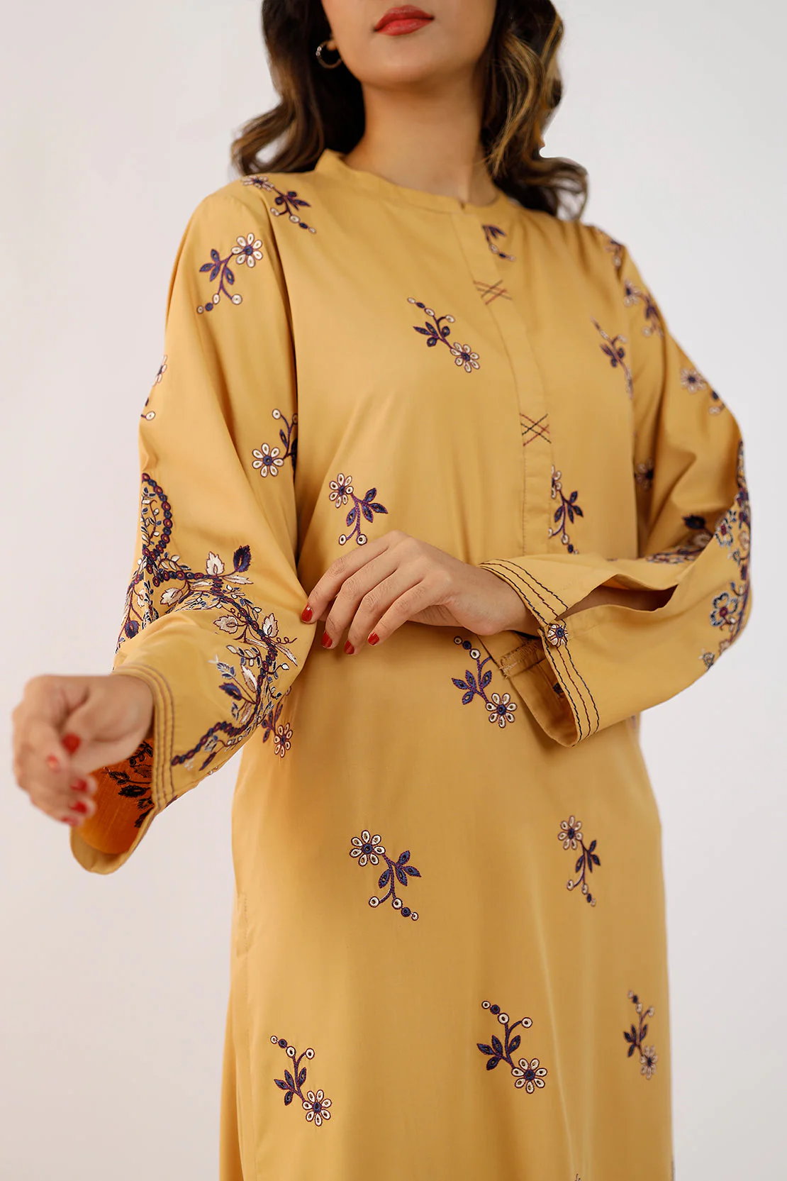 Solid Embroidered Formal Blended Suit - Image 3