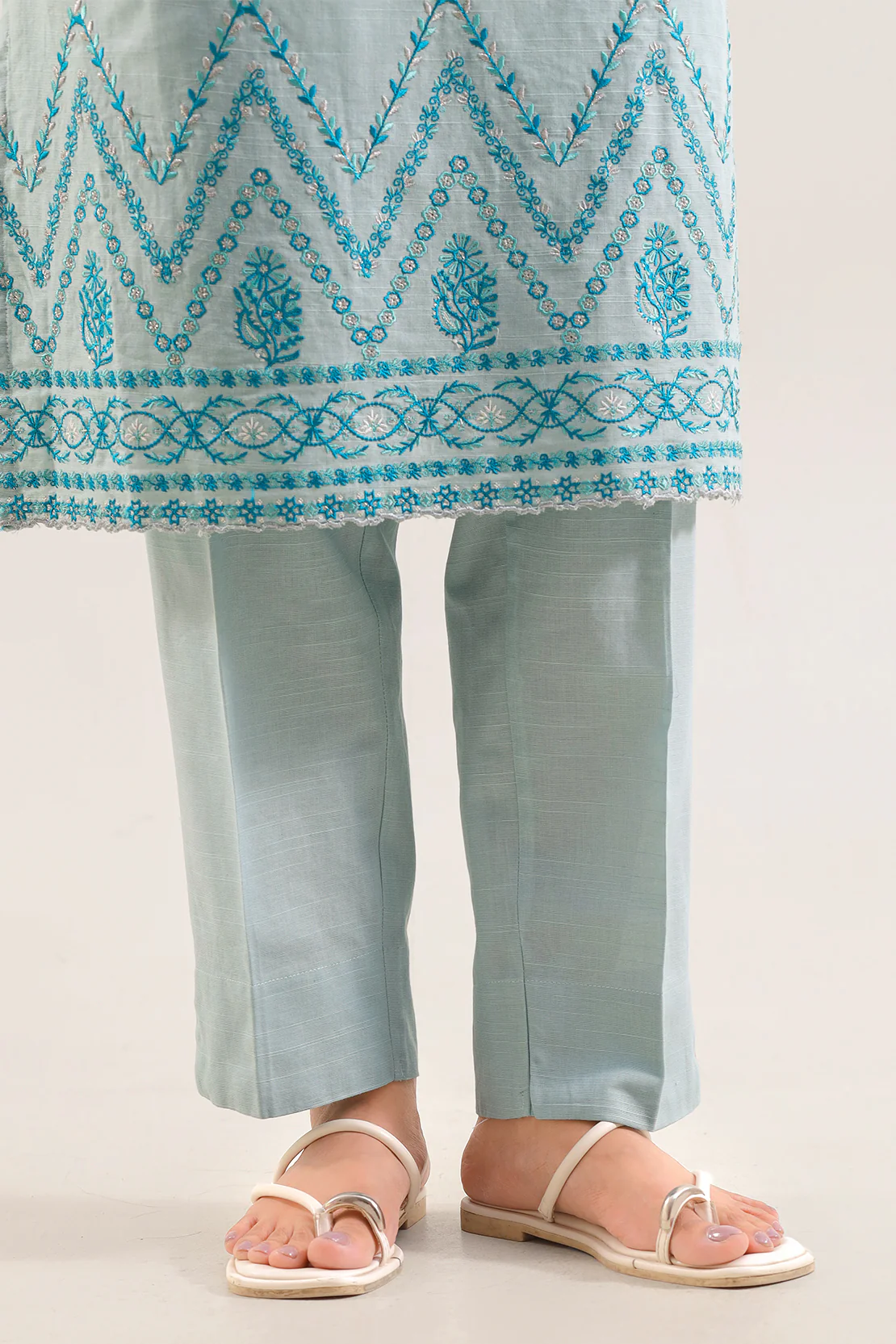 Solid+Emb Khaddar Stitched 2 Piece (Shirt/Trouser) - Image 5