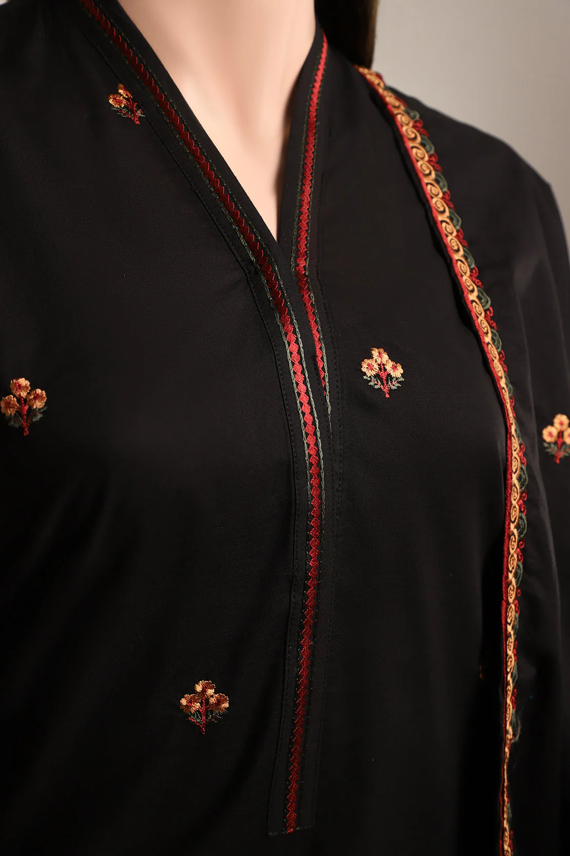 Solid Emb Lawn Stitched 2 Piece (Shirt/Dupatta) - Image 3