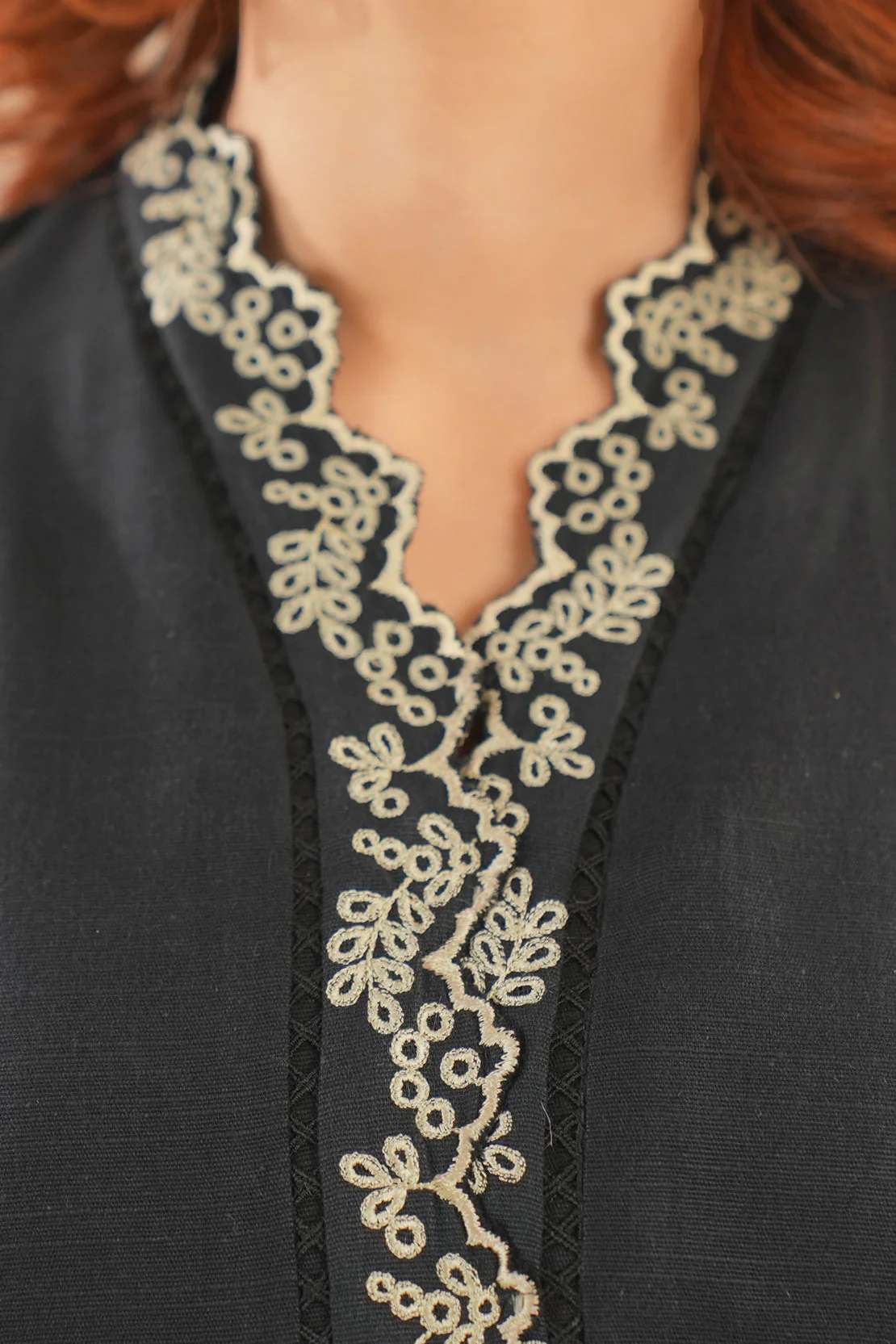 Solid+Embroidered Khaddar Stitched 2 Piece (Shirt/Trouser) - Image 5