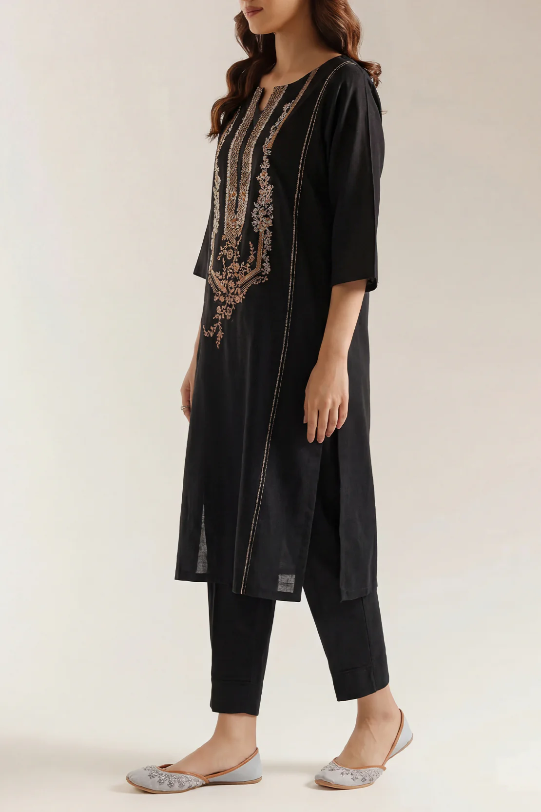 Solid Embroidered Khaddar Stitched 2 Piece (Shirt/Trouser) - Image 3