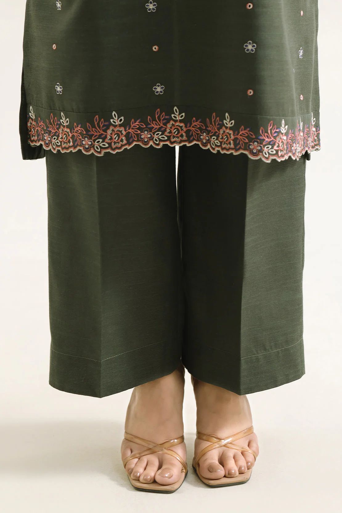 Solid Embroidered Khaddar Stitched 3 Piece - Image 7