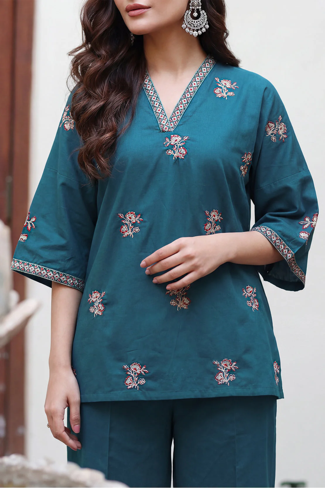 Solid Embroidered Poplin Stitched Shirt - Image 4