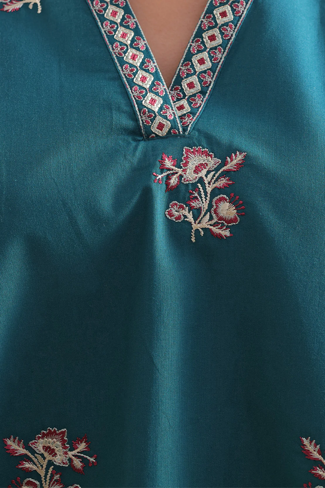 Solid Embroidered Poplin Stitched Shirt - Image 5
