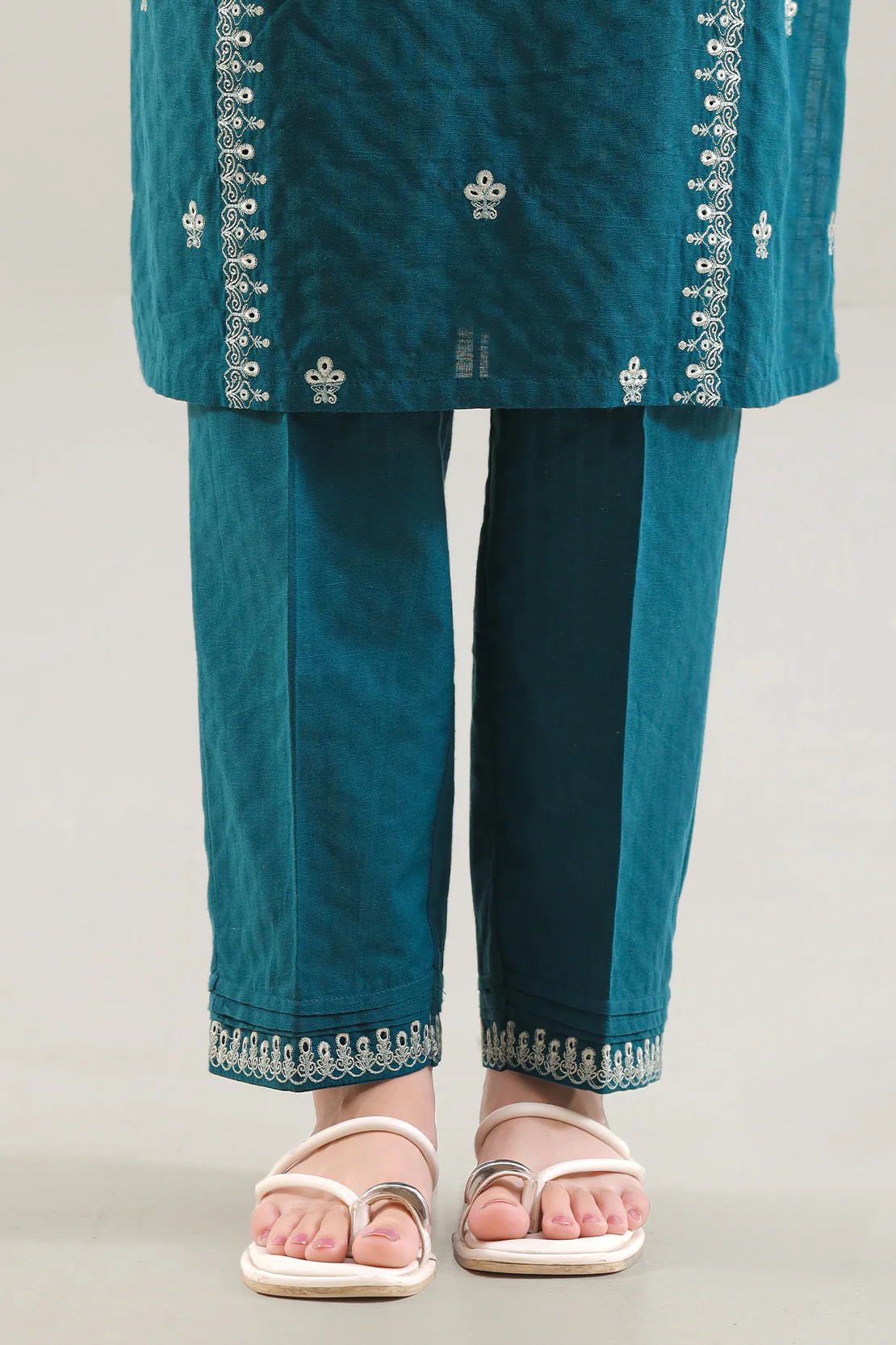 Solid Embroidered Slub Cotton Stitched 3 Piece - Image 6