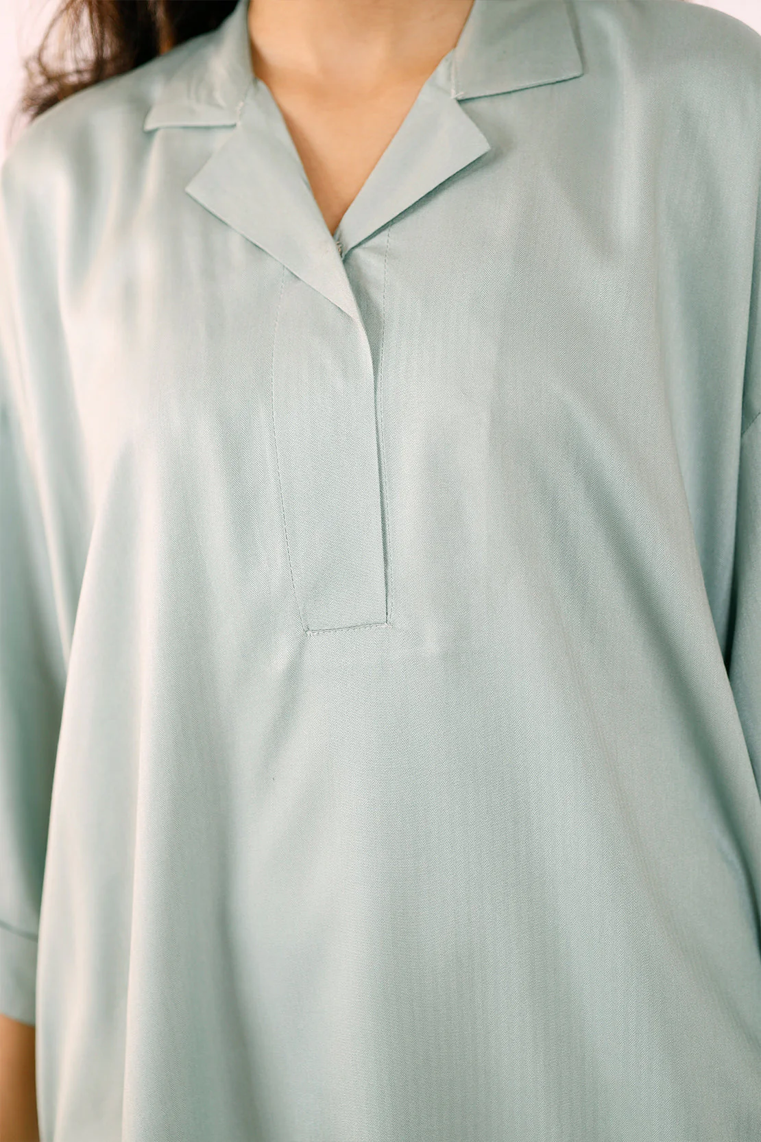 Solid Herringbone Stitched 2 Piece Shirt/Trouser - Image 5