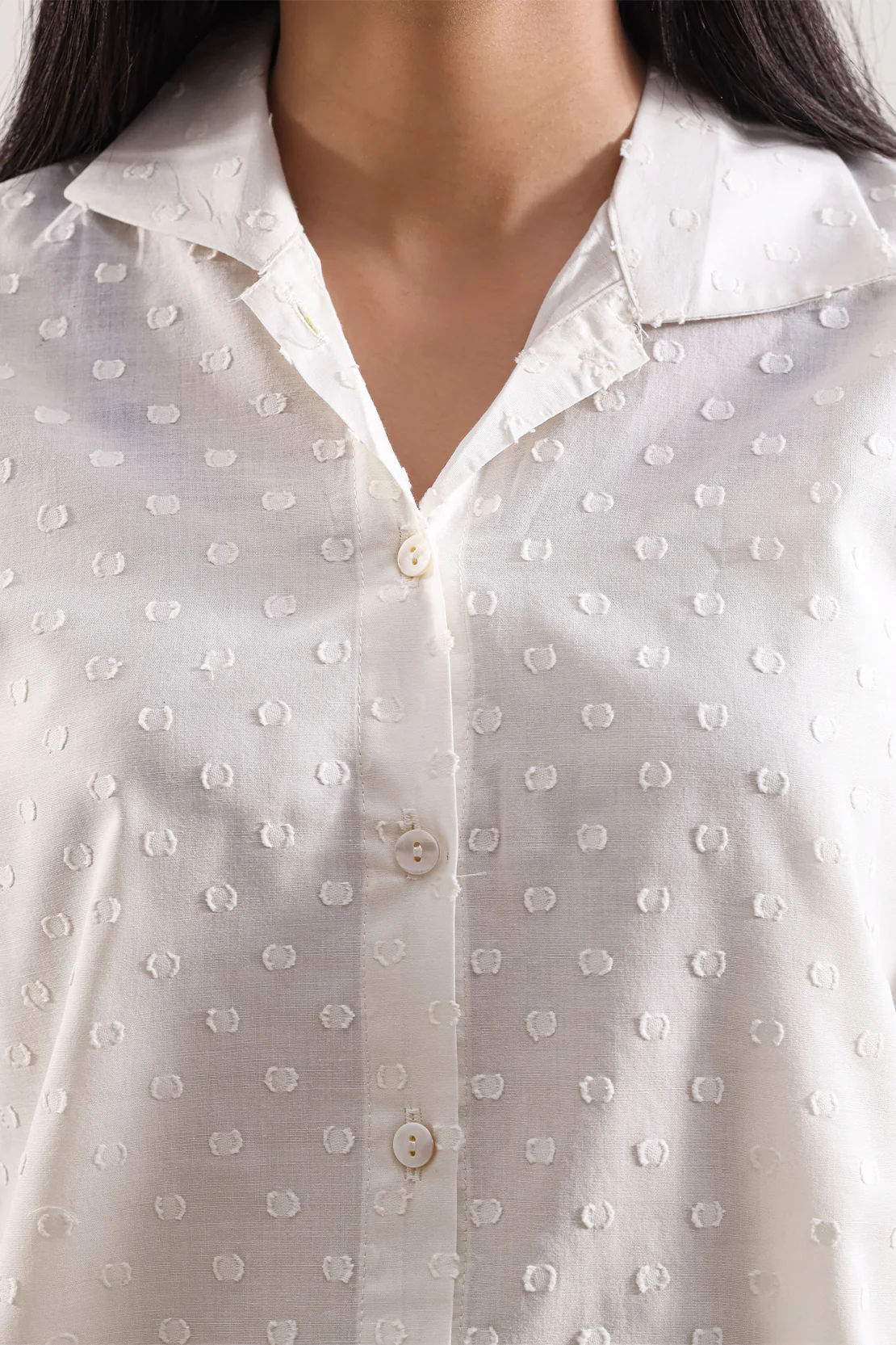Solid Reverse Jacquard Stitched Shirt - Image 4