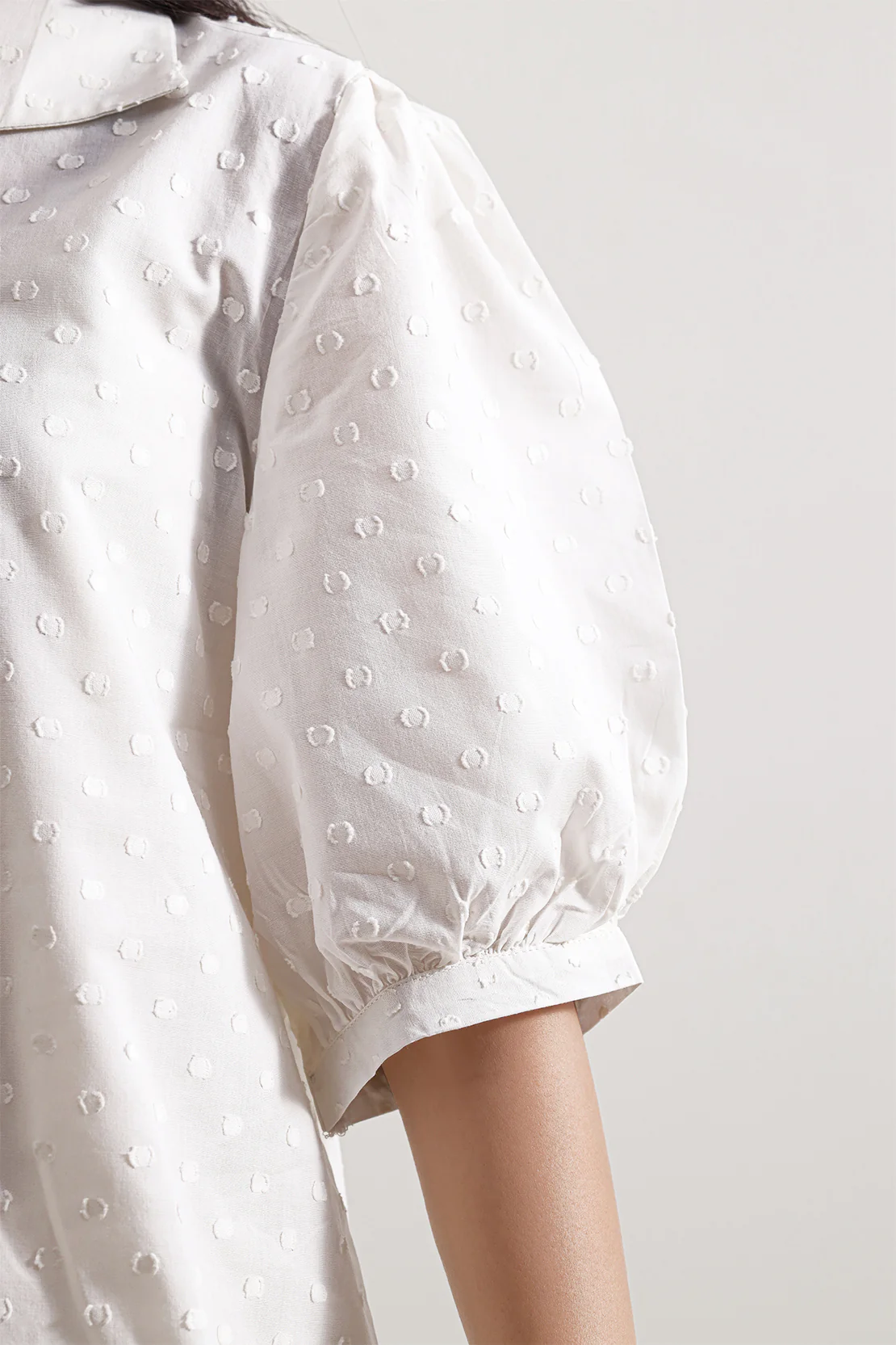 Solid Reverse Jacquard Stitched Shirt - Image 5