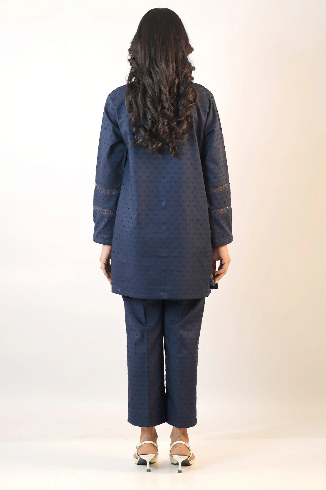 Solid Reverse Jacquard Stitched Shirt - Image 4