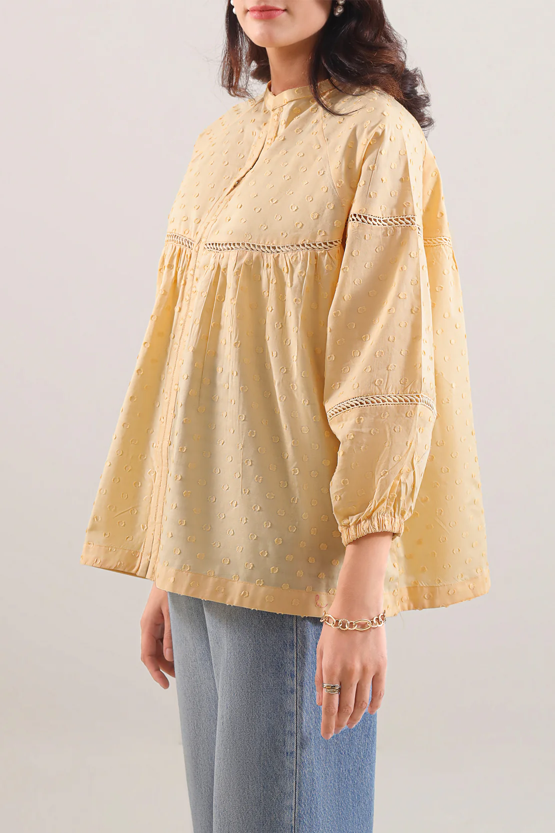 Solid Reverse Jacquard Stitched Shirt - Image 3