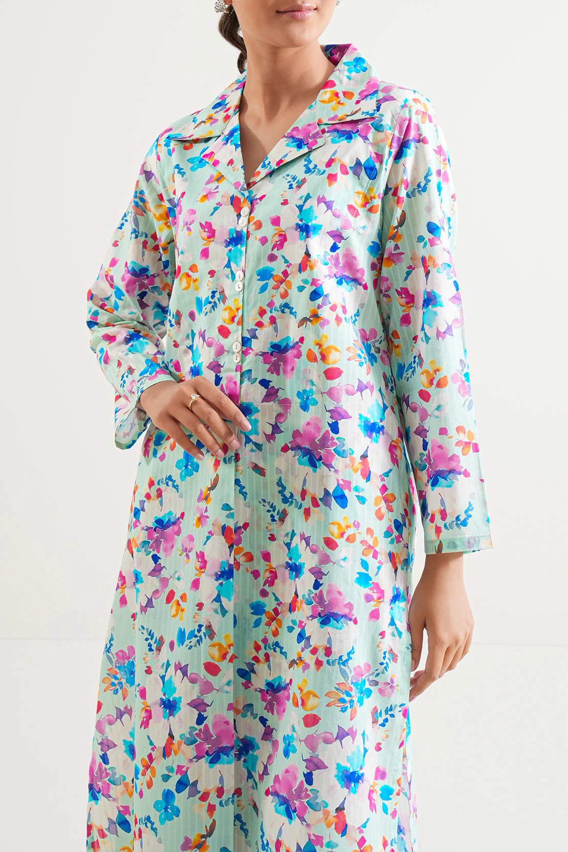 Stitched Lawn 2 Piece (Shirt/Trouser) - Image 4