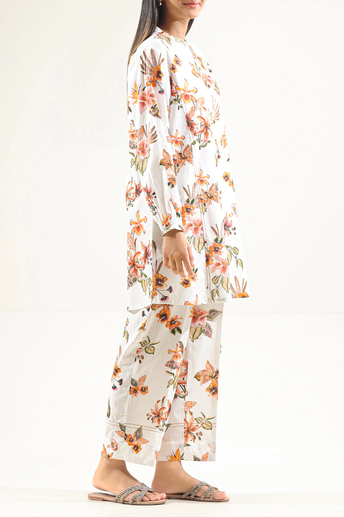 Stitched Lawn 2 Piece (Shirt/Trouser) - Image 3