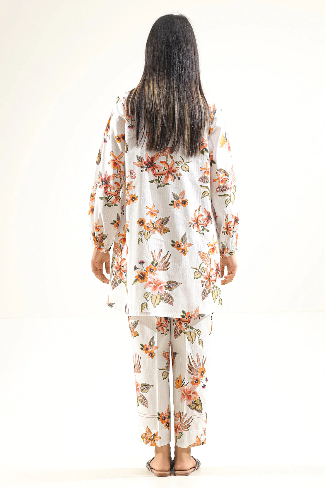 Stitched Lawn 2 Piece (Shirt/Trouser) - Image 4