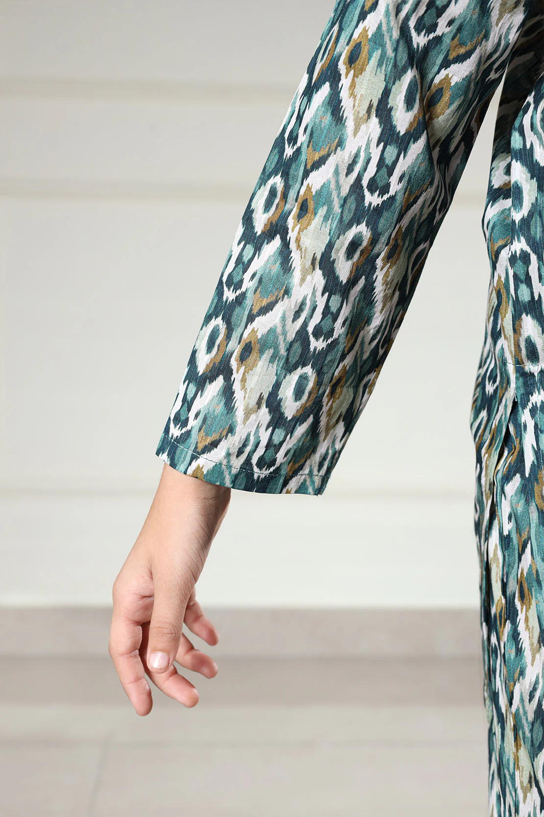 Stitched Lawn Stitched 2 Piece (Shirt/Trouser) - Image 6