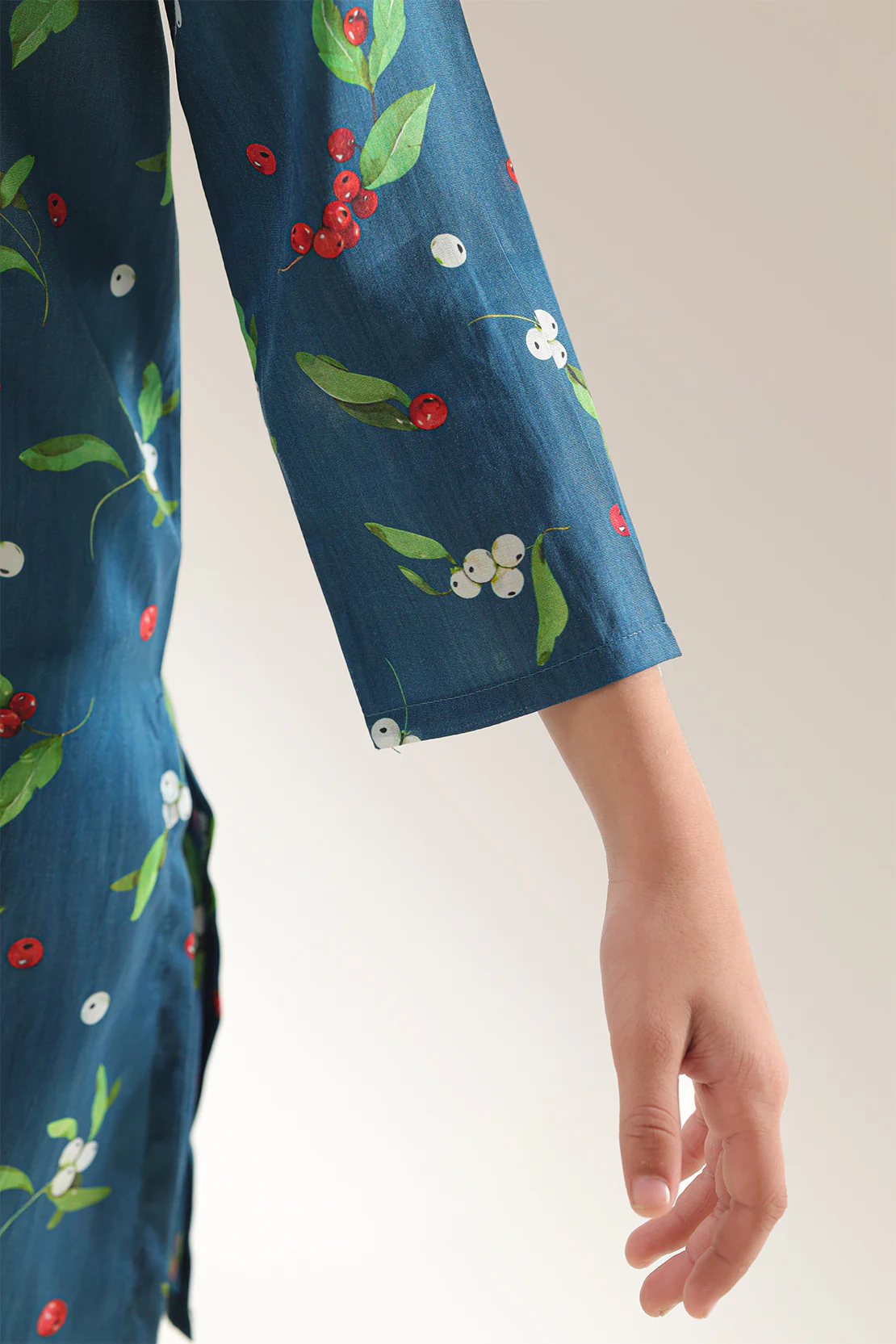 Stitched Silk Touch Shirt For Kids - Image 4