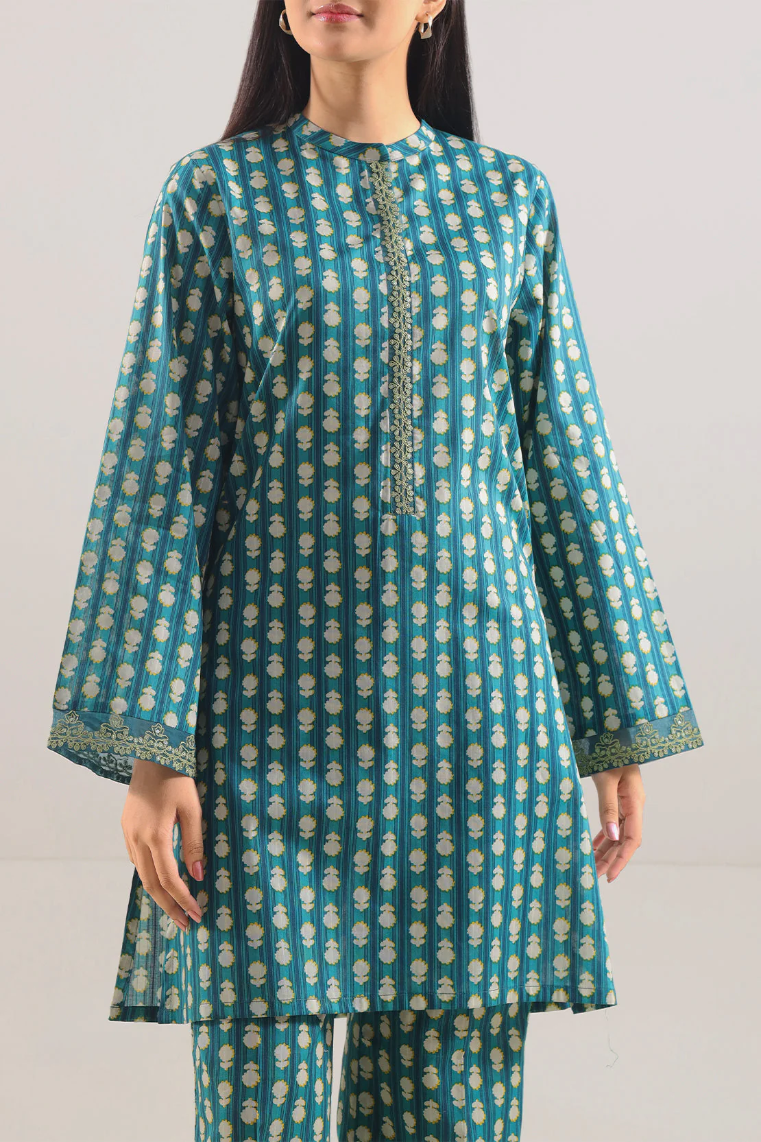 Stitched printed Embroidered Lawn 2 Piece (Shirt/Trouser) - Image 4