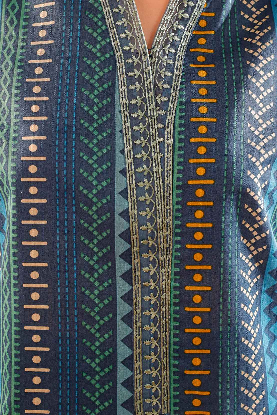 Stitched printed Embroidered Lawn 2 Piece (Shirt/Trouser) - Image 3