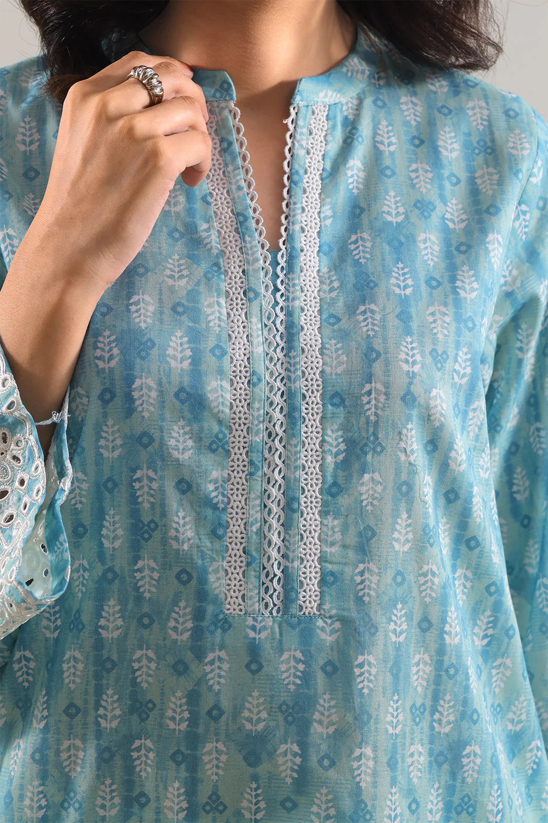 Stitched printed Embroidered Lawn 2 Piece (Shirt/Trouser) - Image 4