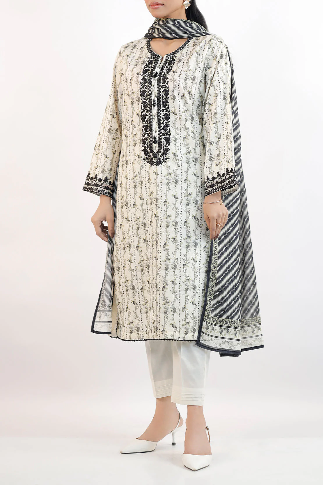 Stitched Printed Embroidered Lawn 3 Piece - Image 2