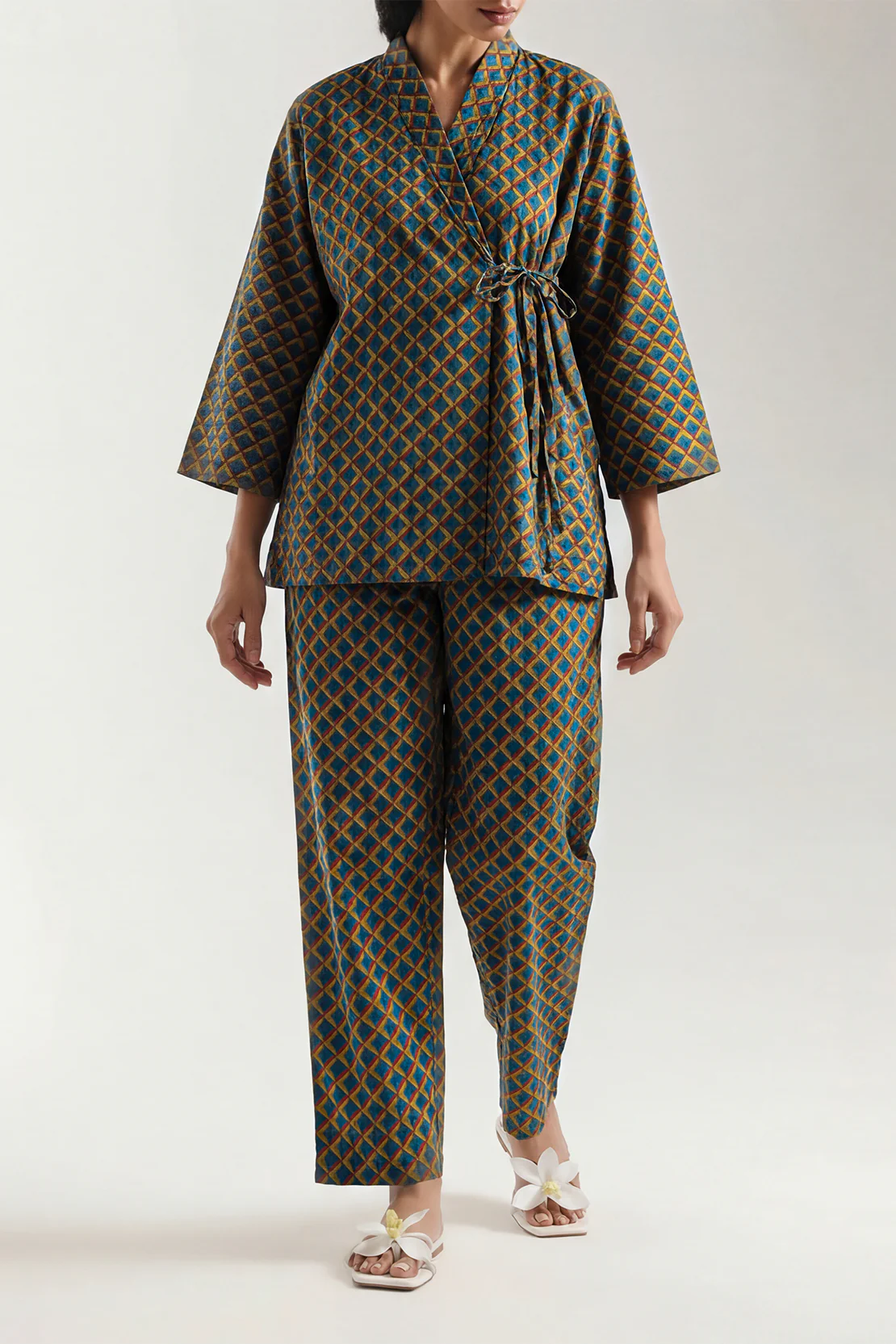 Stitched Printed Khaddar Shirt - Image 2
