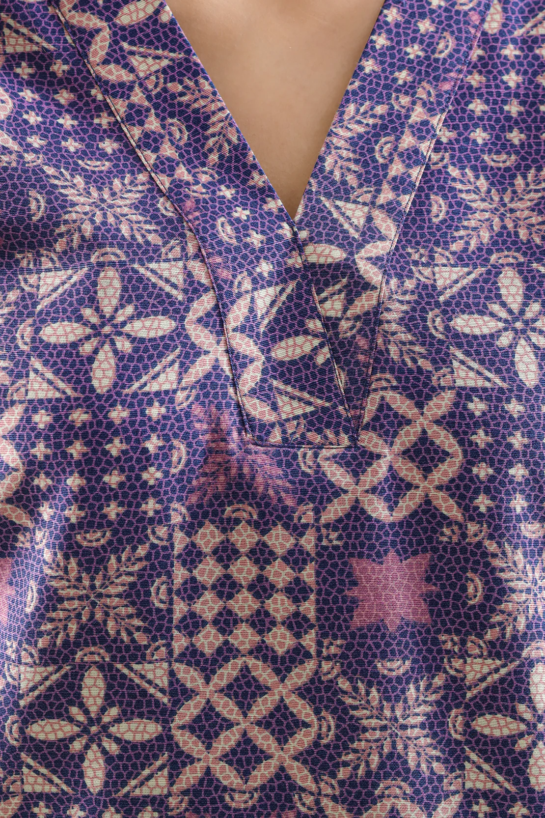 Stitched Printed Khaddar Shirt - Image 3