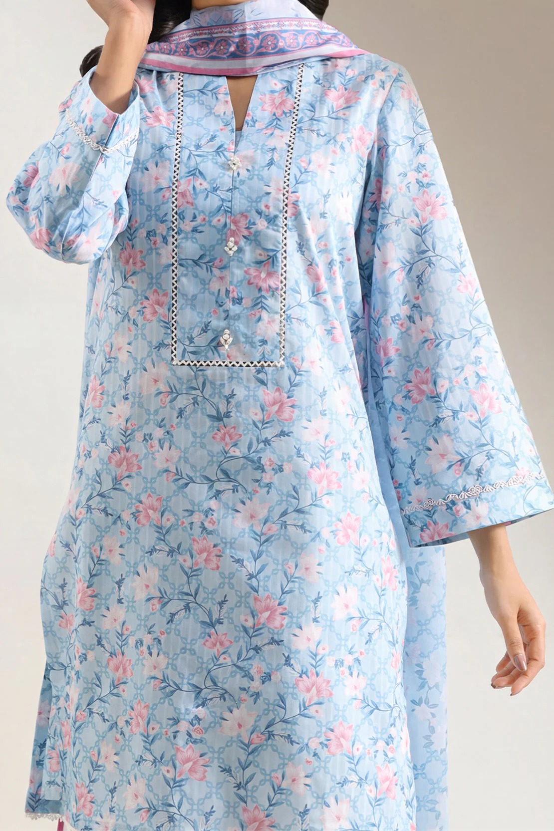 Title Unstitched Printed Self Strip Lawn 3 Piece - Image 2