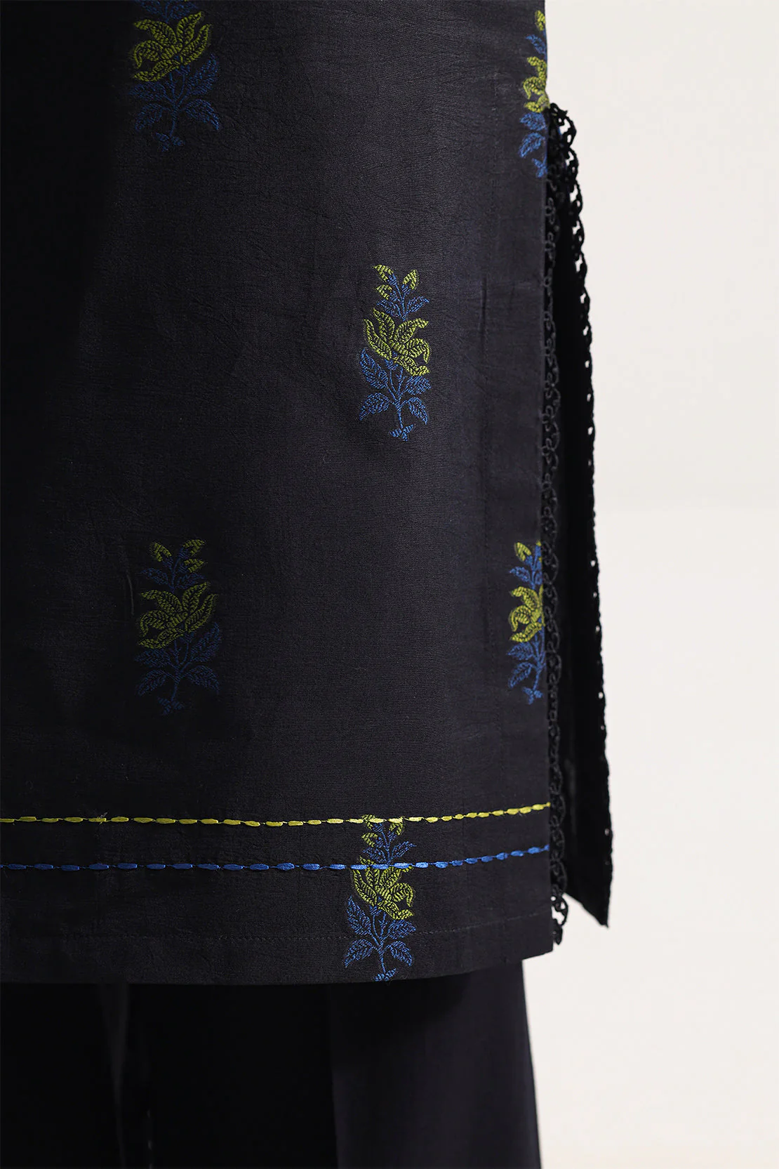 Unstitched Cotton Jacquard 3 Piece - Image 4