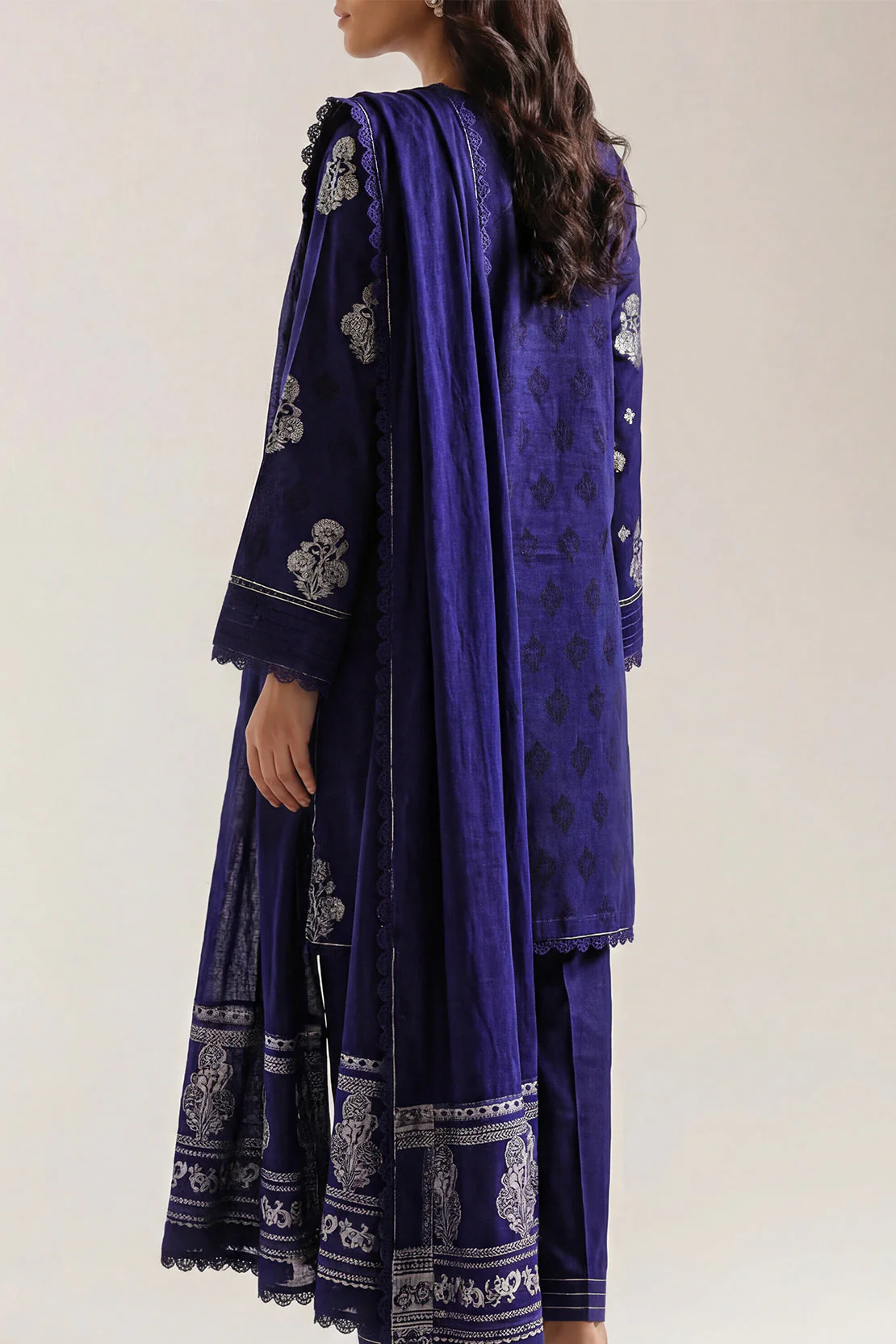 Unstitched Cotton Jacquard 3 Piece - Image 4