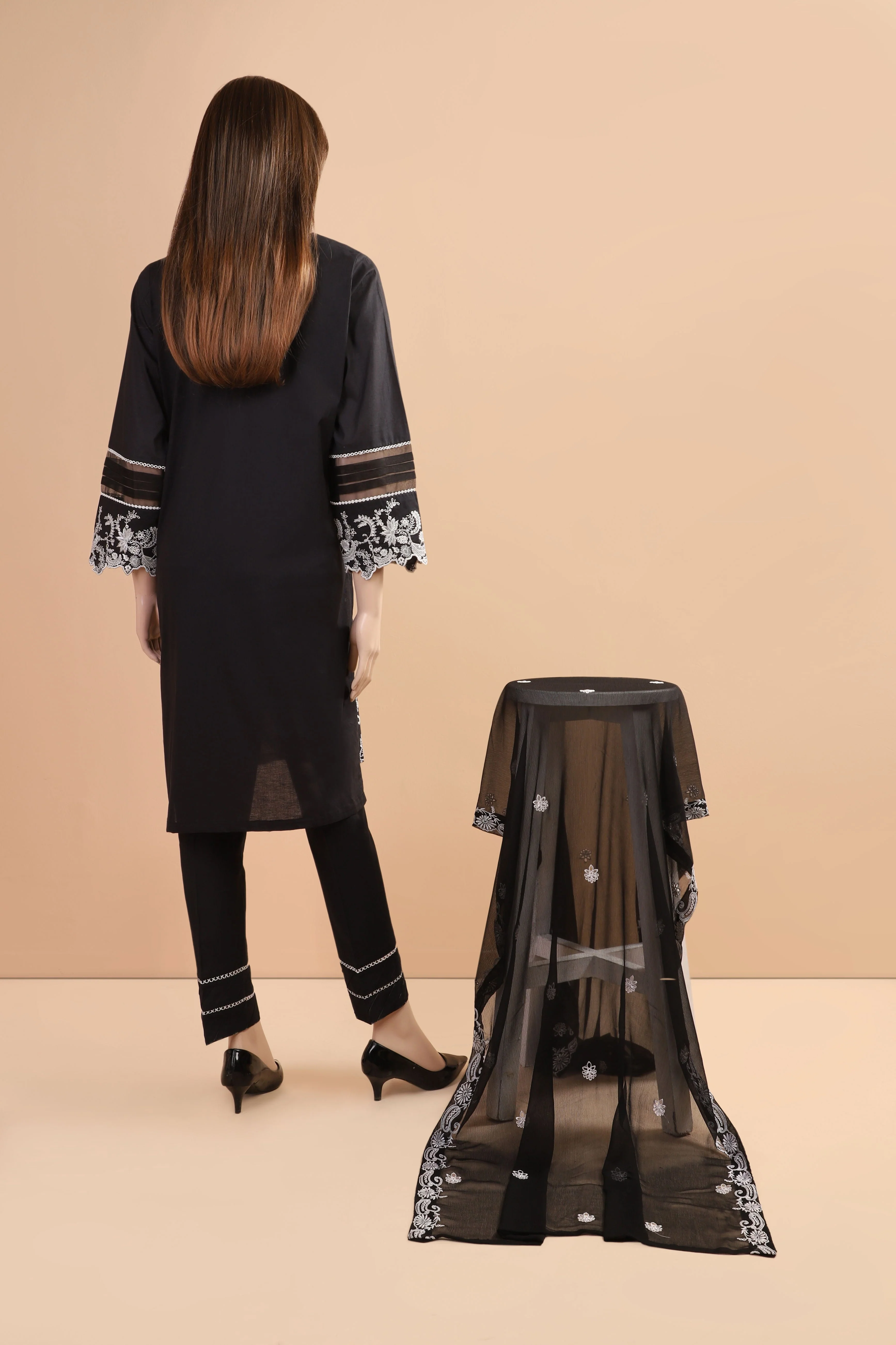 Unstitched Emb Cambric 3 Piece With Chiffon Dupatta - Image 2