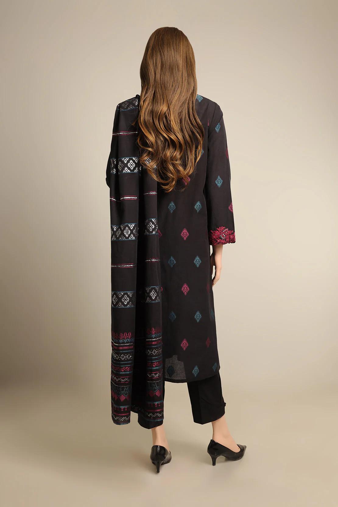 Unstitched Embroidered Jacquard Cotton 3 Piece - Image 2