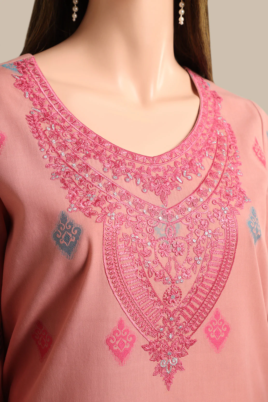 Unstitched Embroidered Jacquard Cotton 3 Piece - Image 3