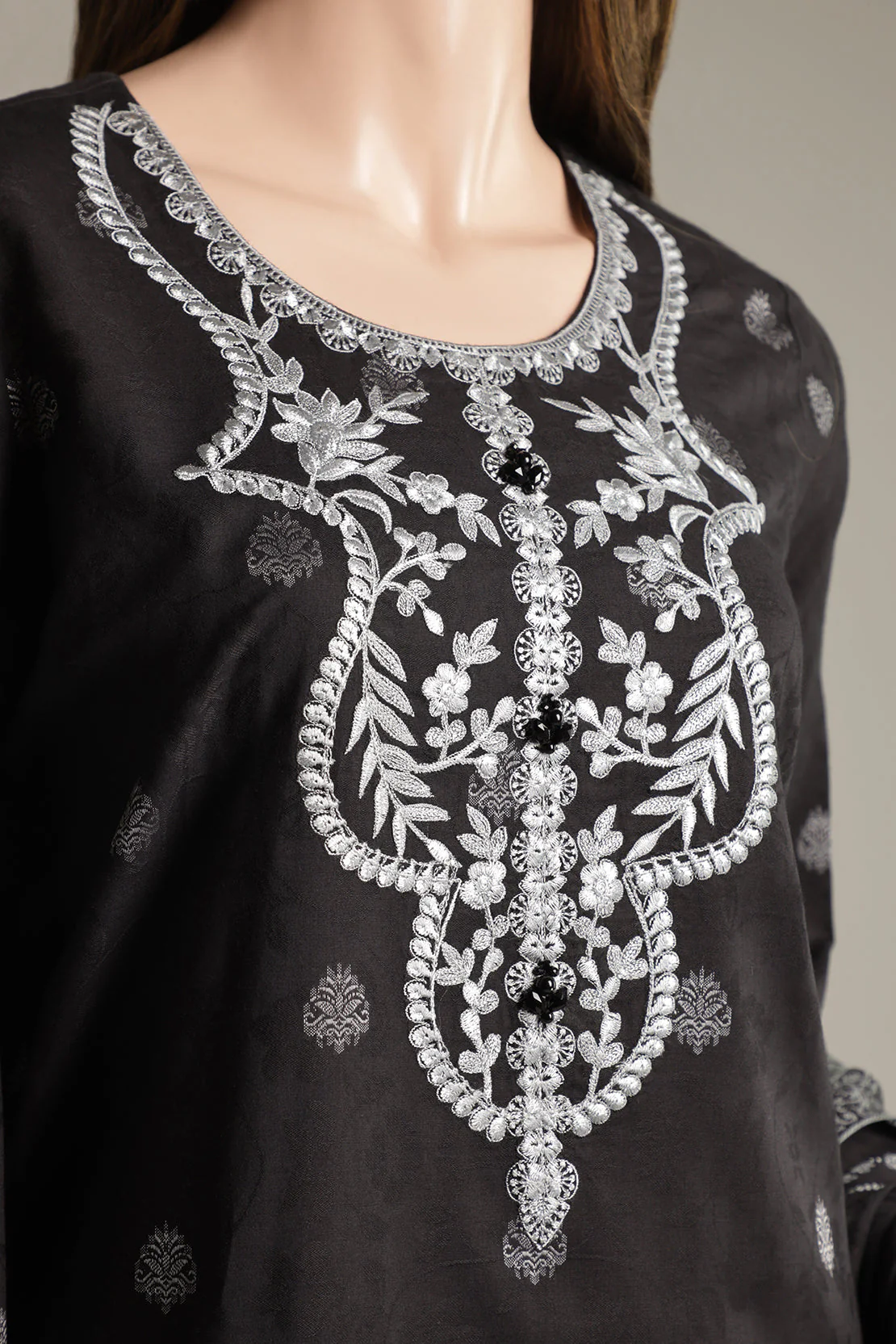 Unstitched Emb Jacquard Cotton 3 Piece - Image 4