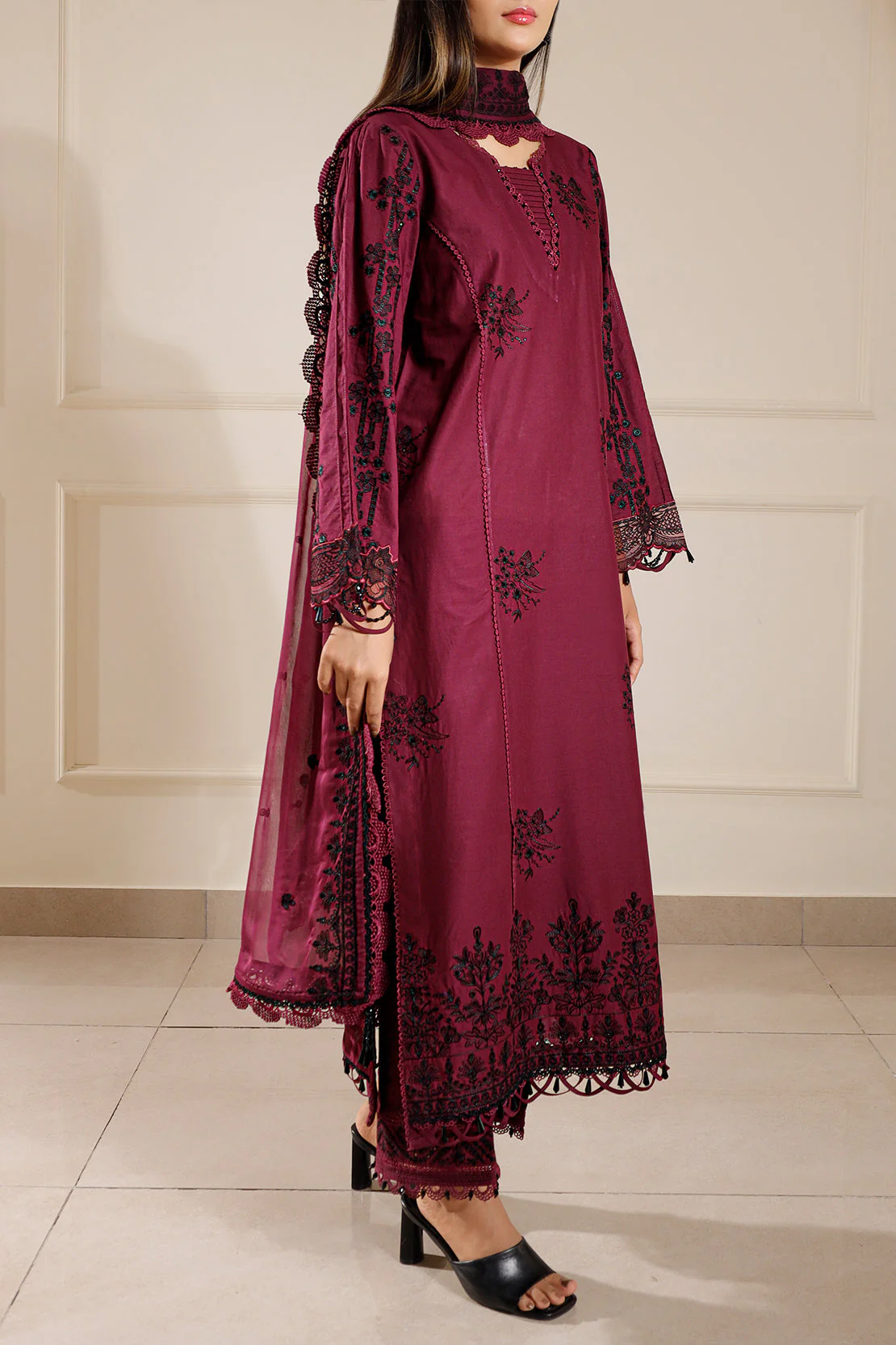Unstitched Embroidered Cambric 2 Piece (shirt/trouser) - Image 3