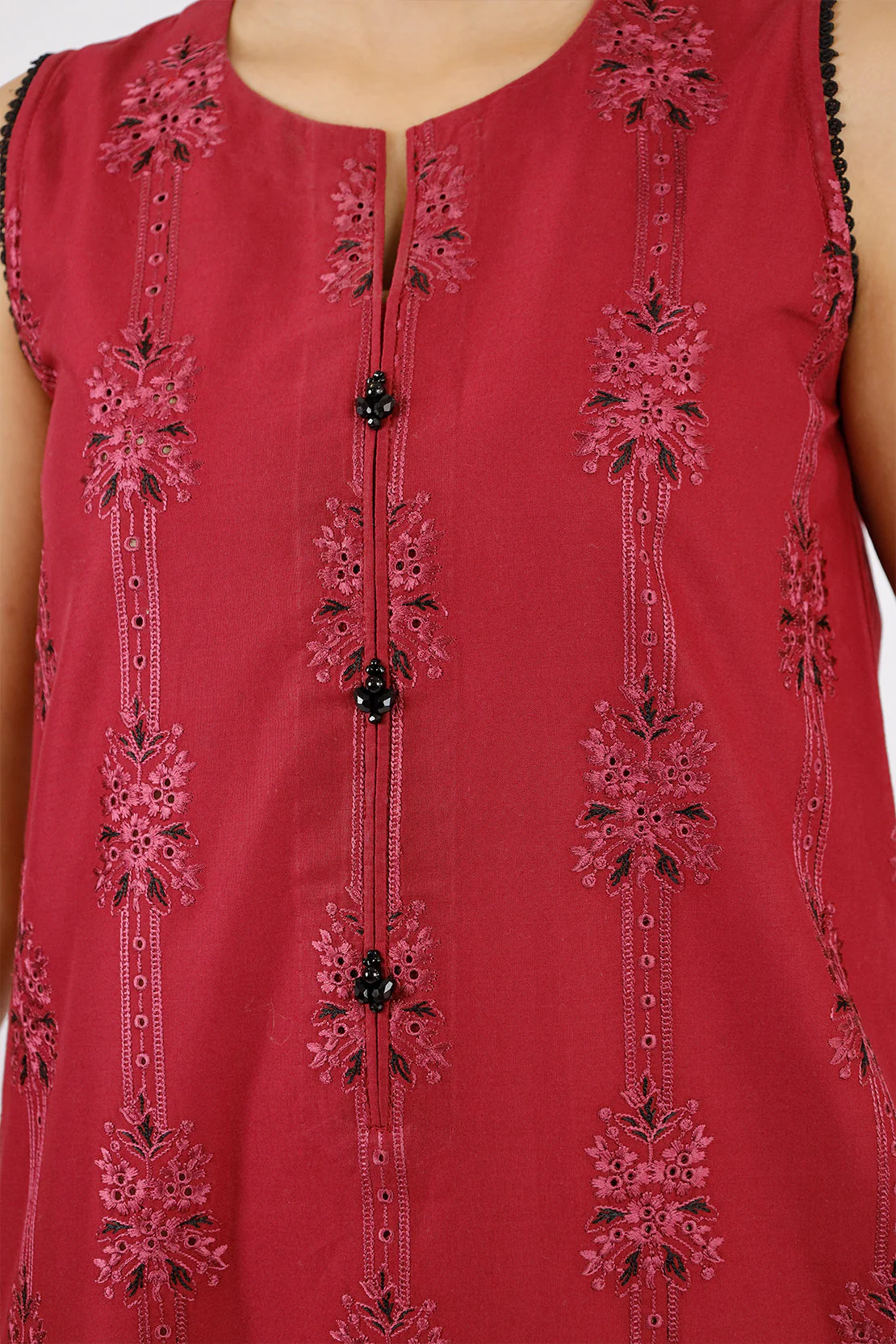Unstitched Embroidered Cambric 3 Piece - Image 4