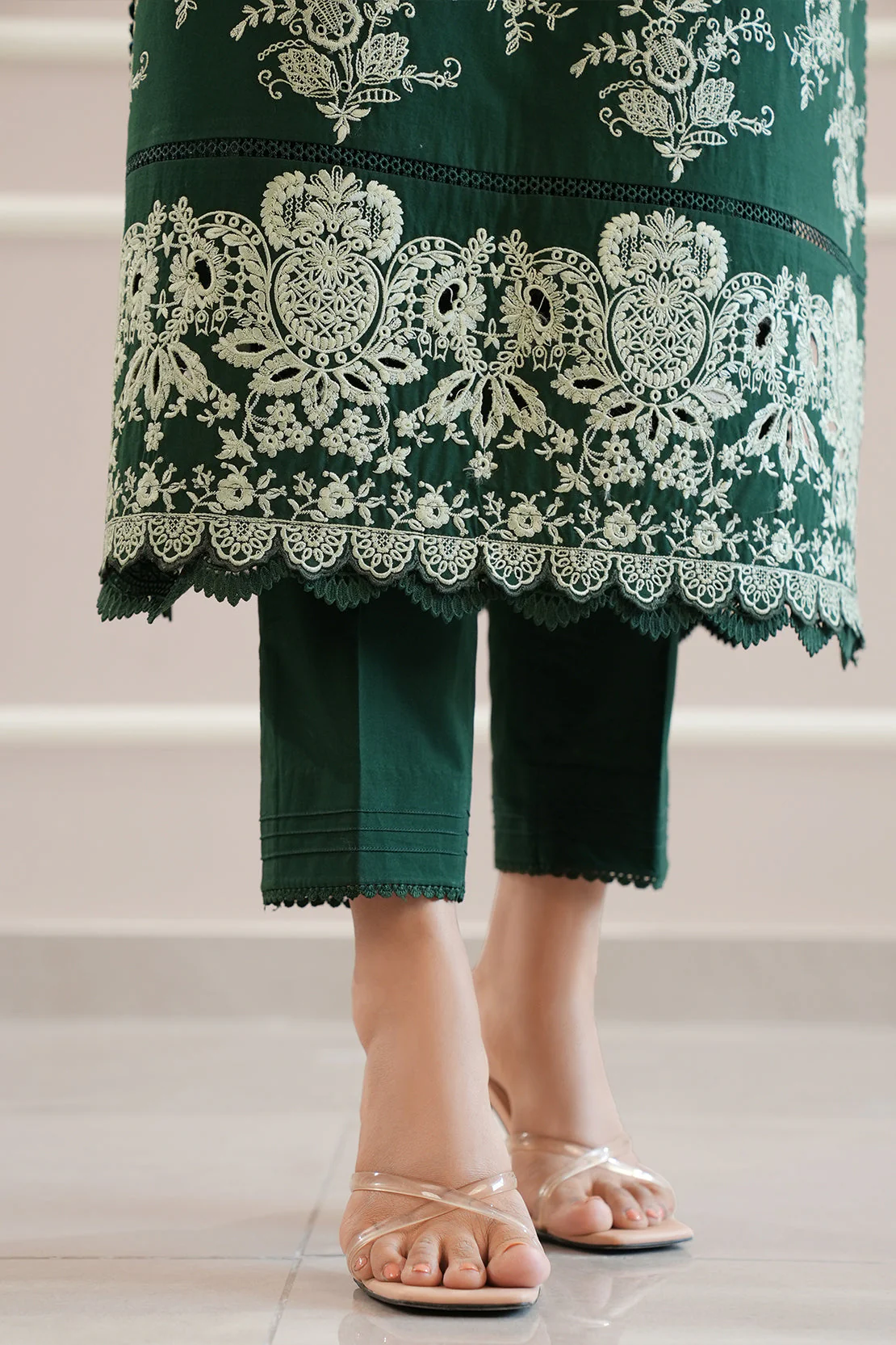 Unstitched Embroidered Cambric 3 Piece - Image 8