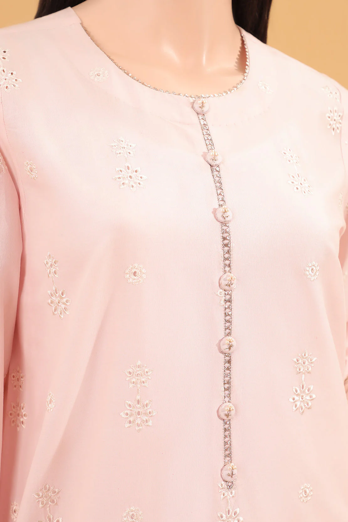 Unstitched Embroidered Cambric 3 Piece With Chiffon Dupatta - Image 4