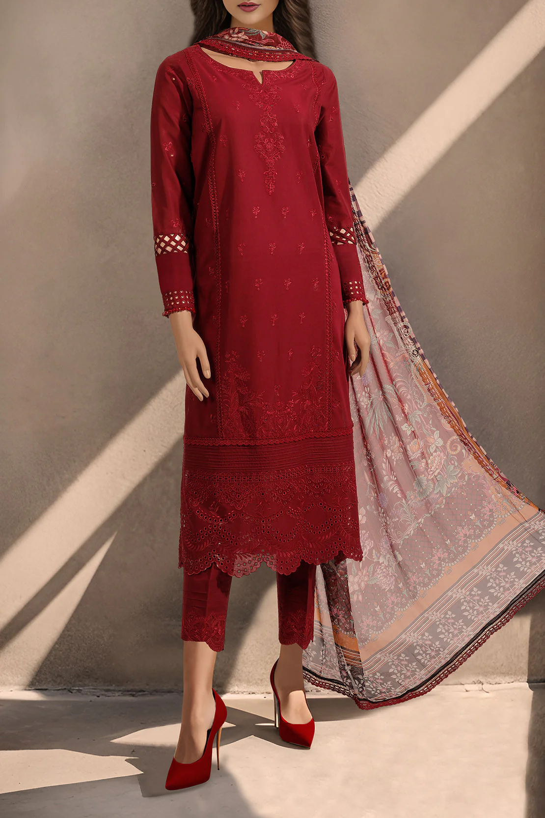 Unstitched Embroidered Cambric 3 Piece With (Chiffon Dupatta ) - Image 2