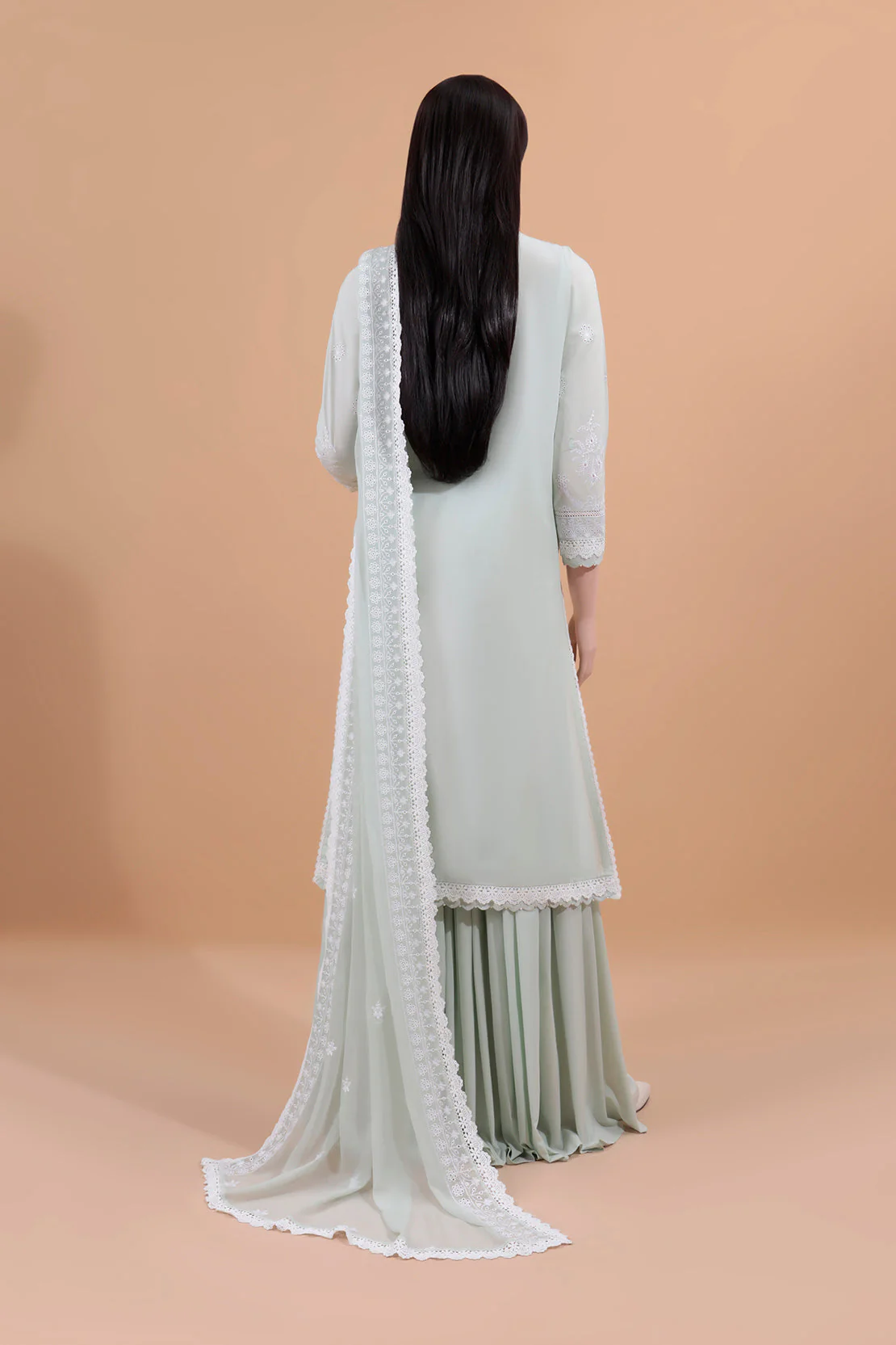 Unstitched Embroidered Cambric 3 Piece With Chiffon Dupatta - Image 3