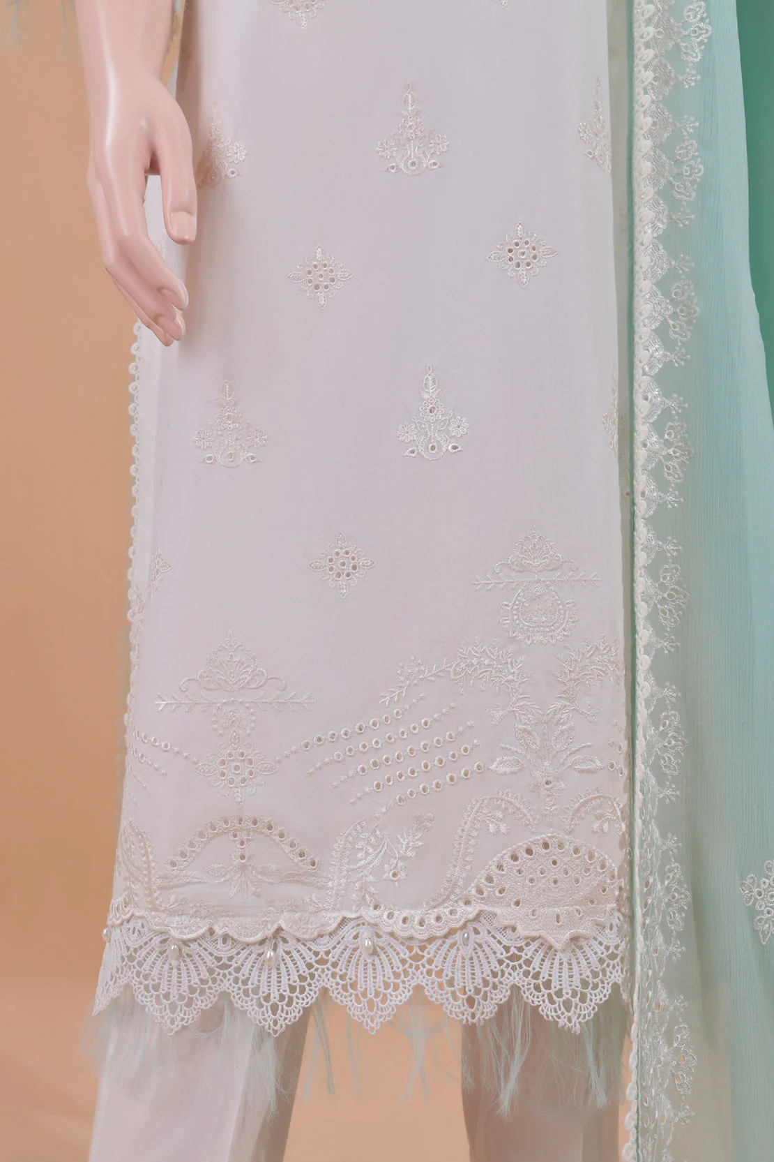 Unstitched Embroidered Cambric 3 Piece With Chiffon Dupatta - Image 5
