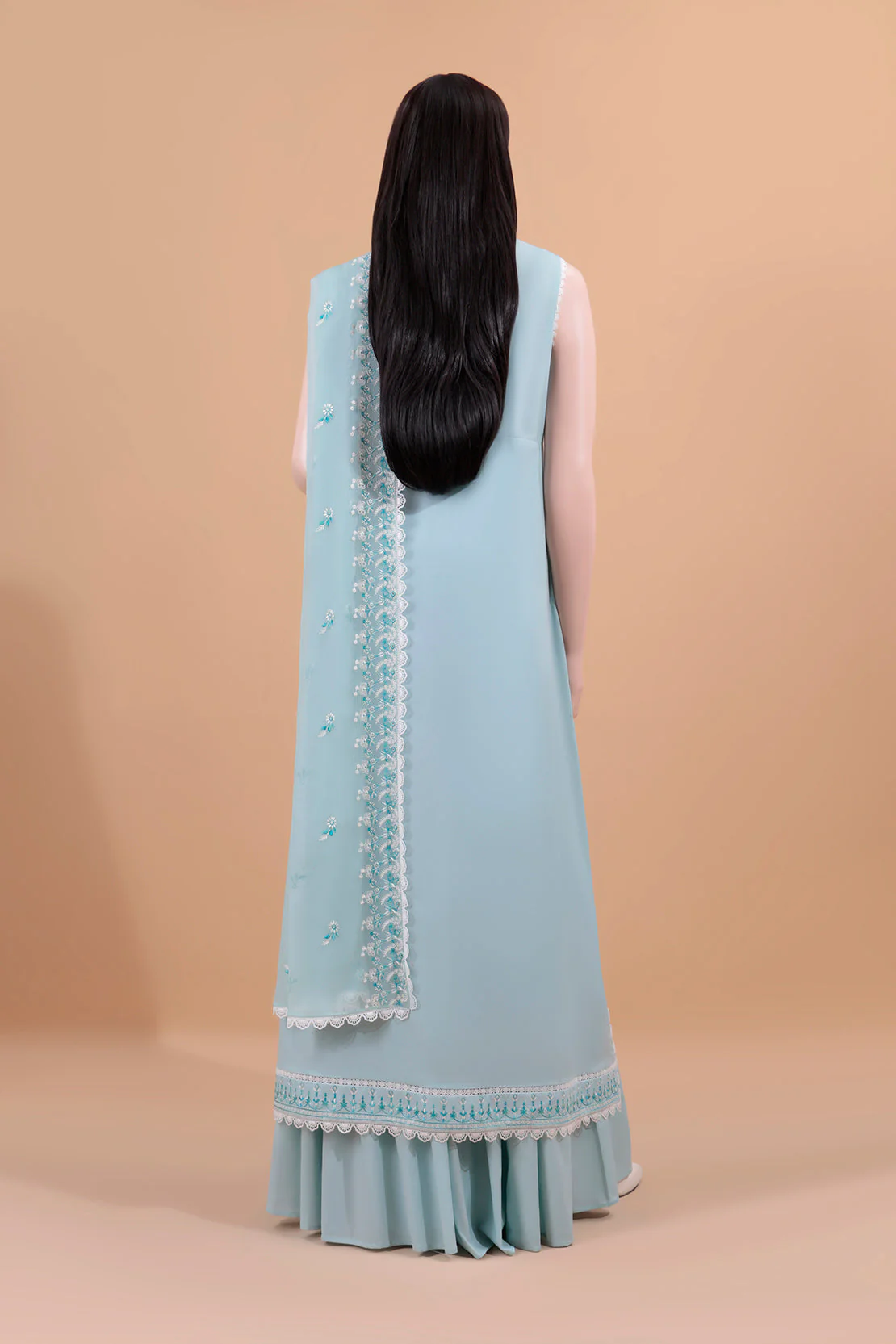 Unstitched Embroidered Cambric 3 Piece With Chiffon Dupatta - Image 3