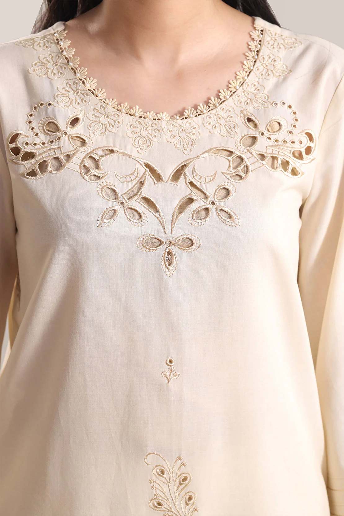 Unstitched Embroidered Cambric 3 Piece - Image 3