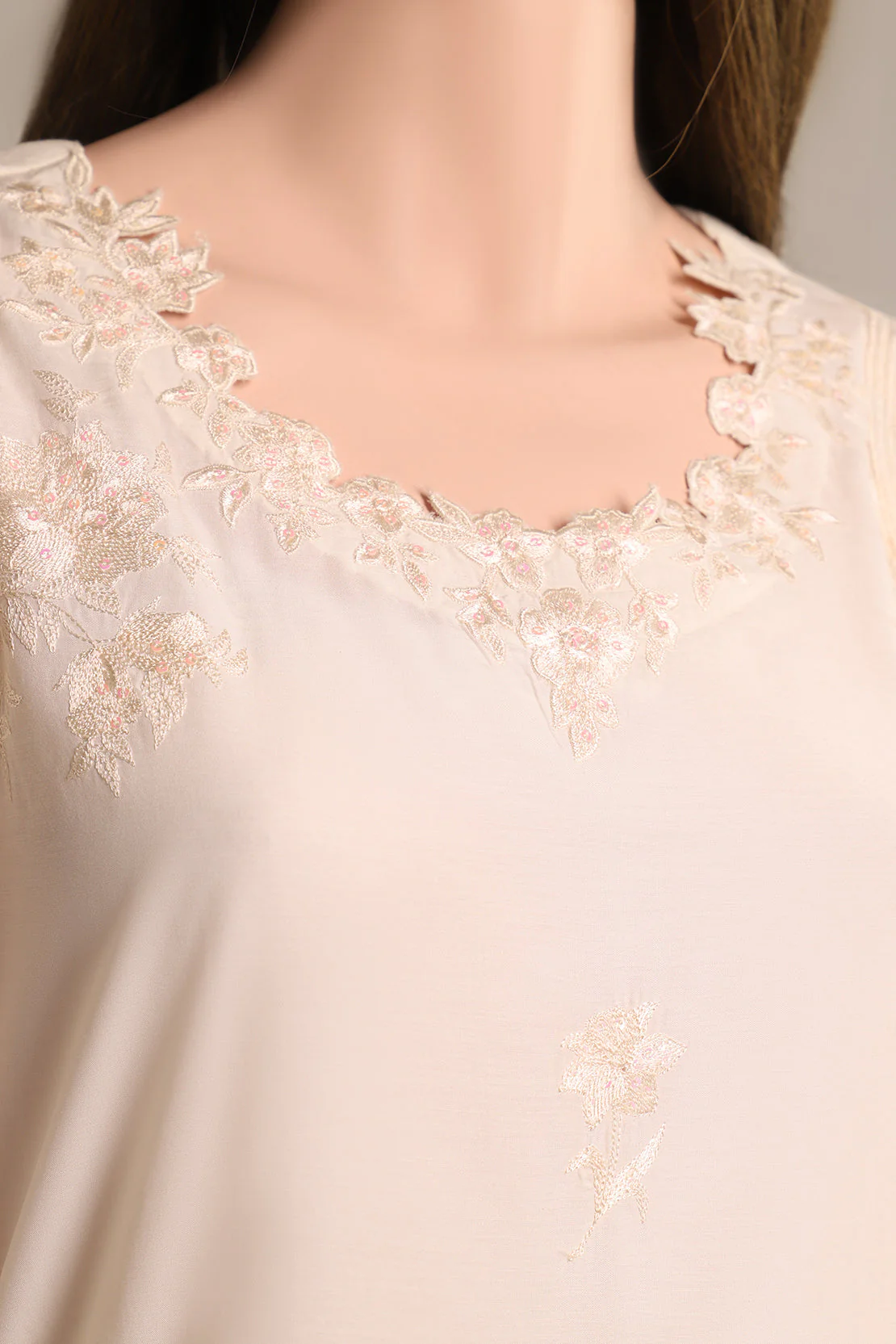 Unstitched Embroidered Cotton Filament 3 Piece - Image 3