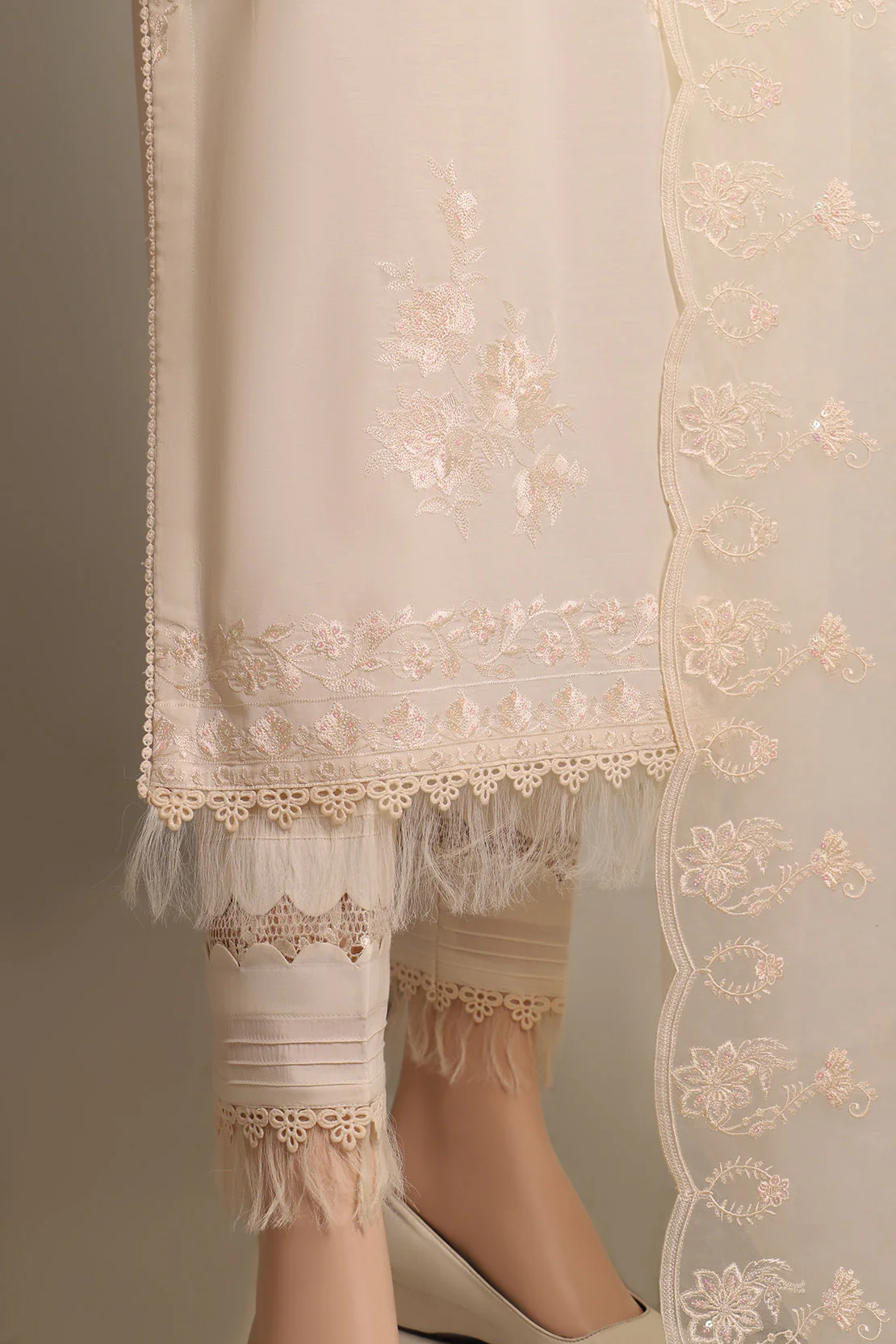 Unstitched Embroidered Cotton Filament 3 Piece - Image 5