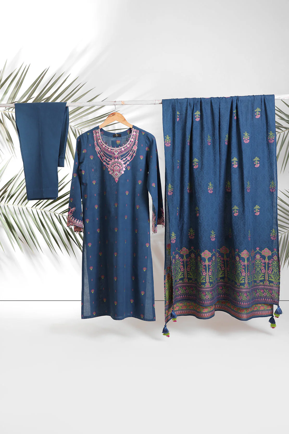 Unstitched Embroidered Cotton Jacquard 3 Piece - Image 5