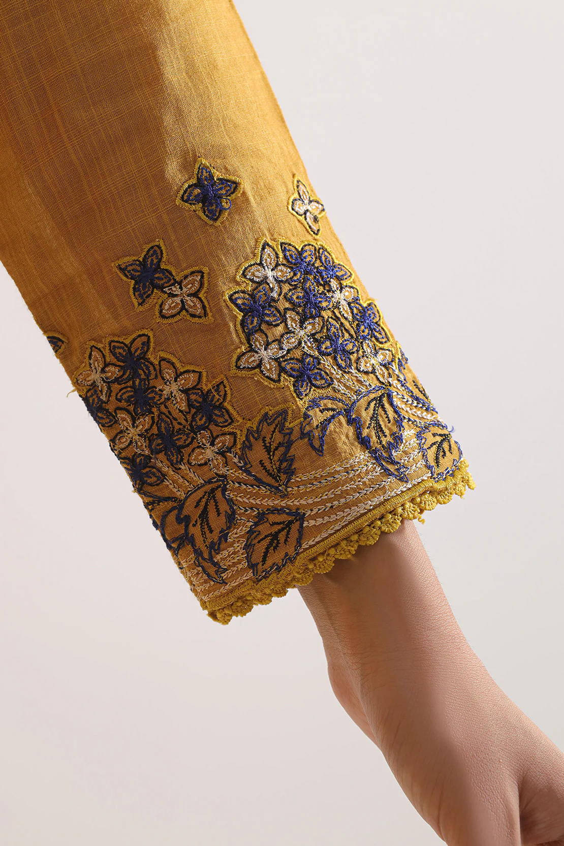 Unstitched Embroidered Cotton Khaddar 2 Piece (Shirt/Trouser) - Image 5